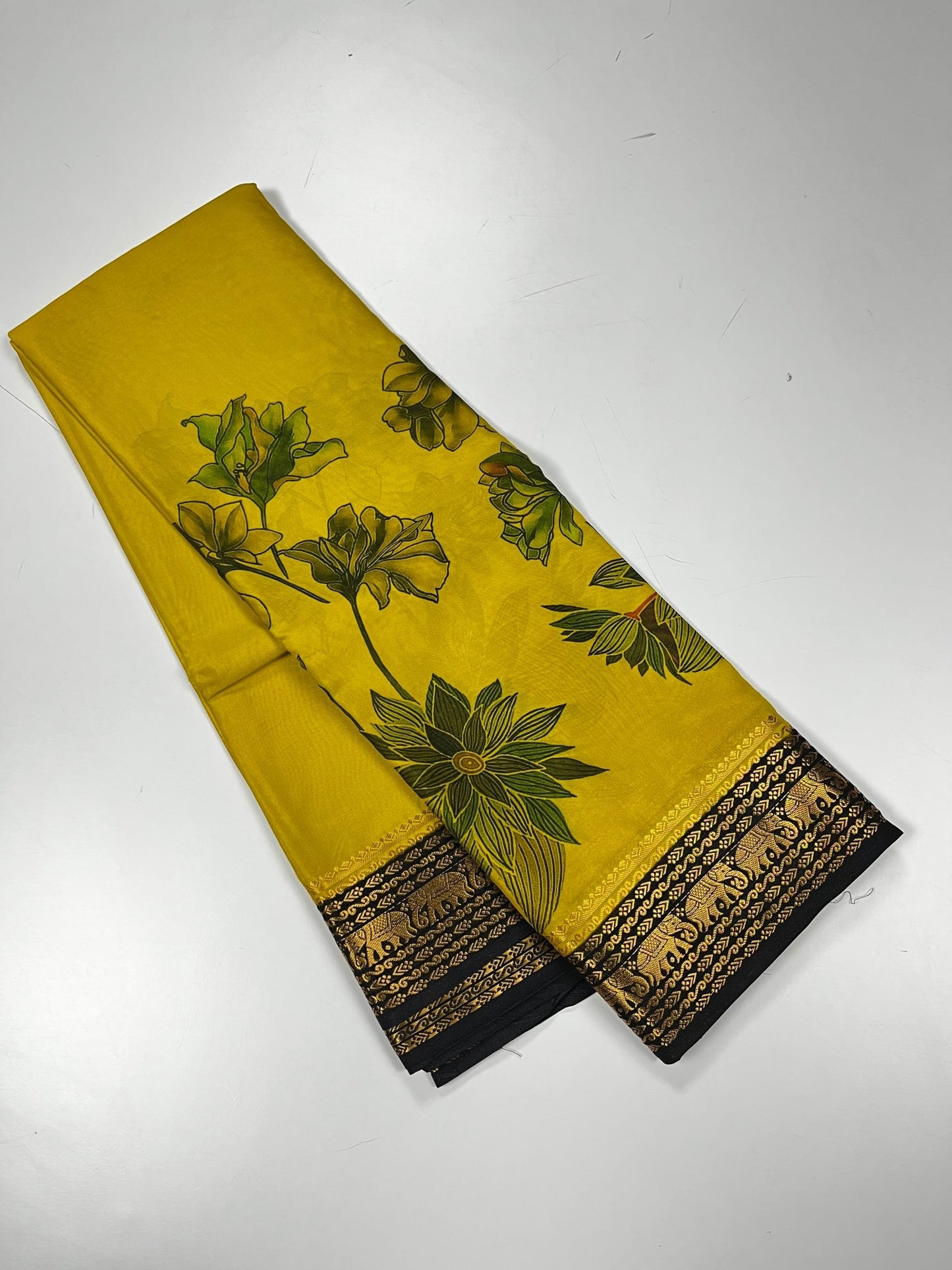 FANCY PRINTED CREPE SILK SAREE - B S CHANNABASAPPA & SONS