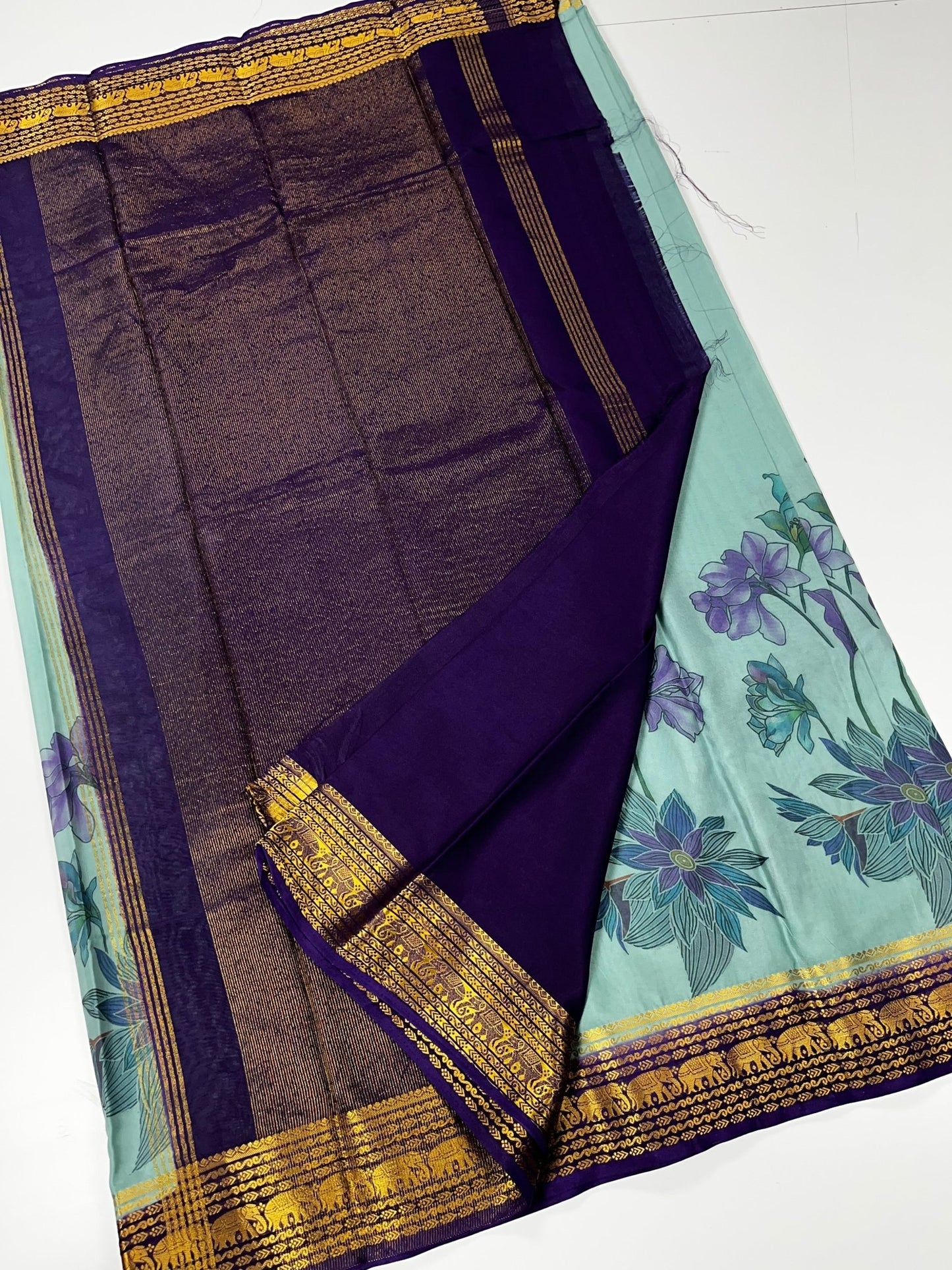 FANCY PRINTED CREPE SILK SAREE - B S CHANNABASAPPA & SONS