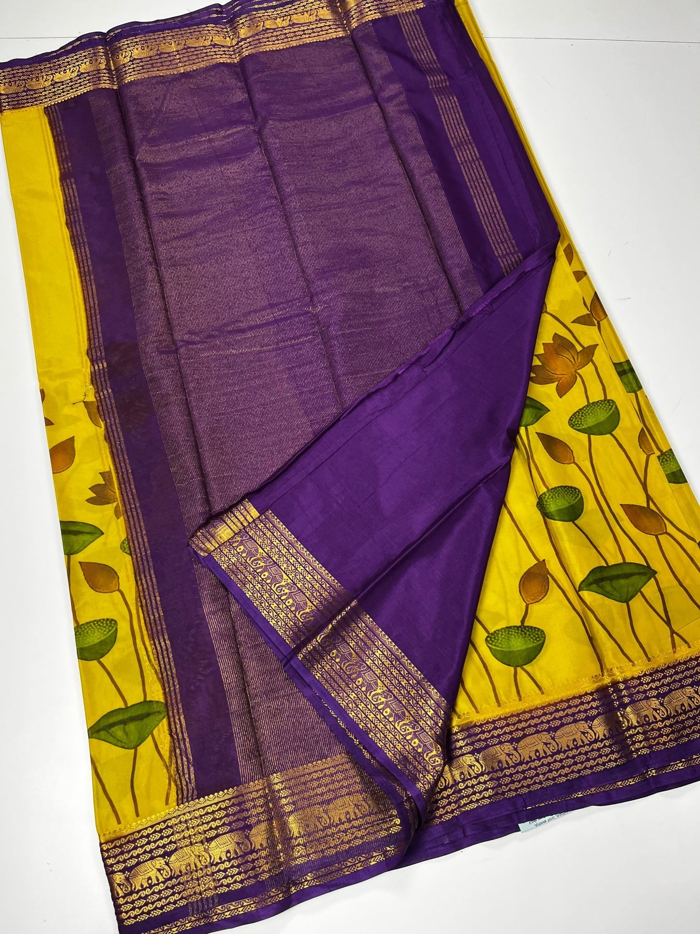 FANCY PRINTED CREPE SILK SAREE - B S CHANNABASAPPA & SONS