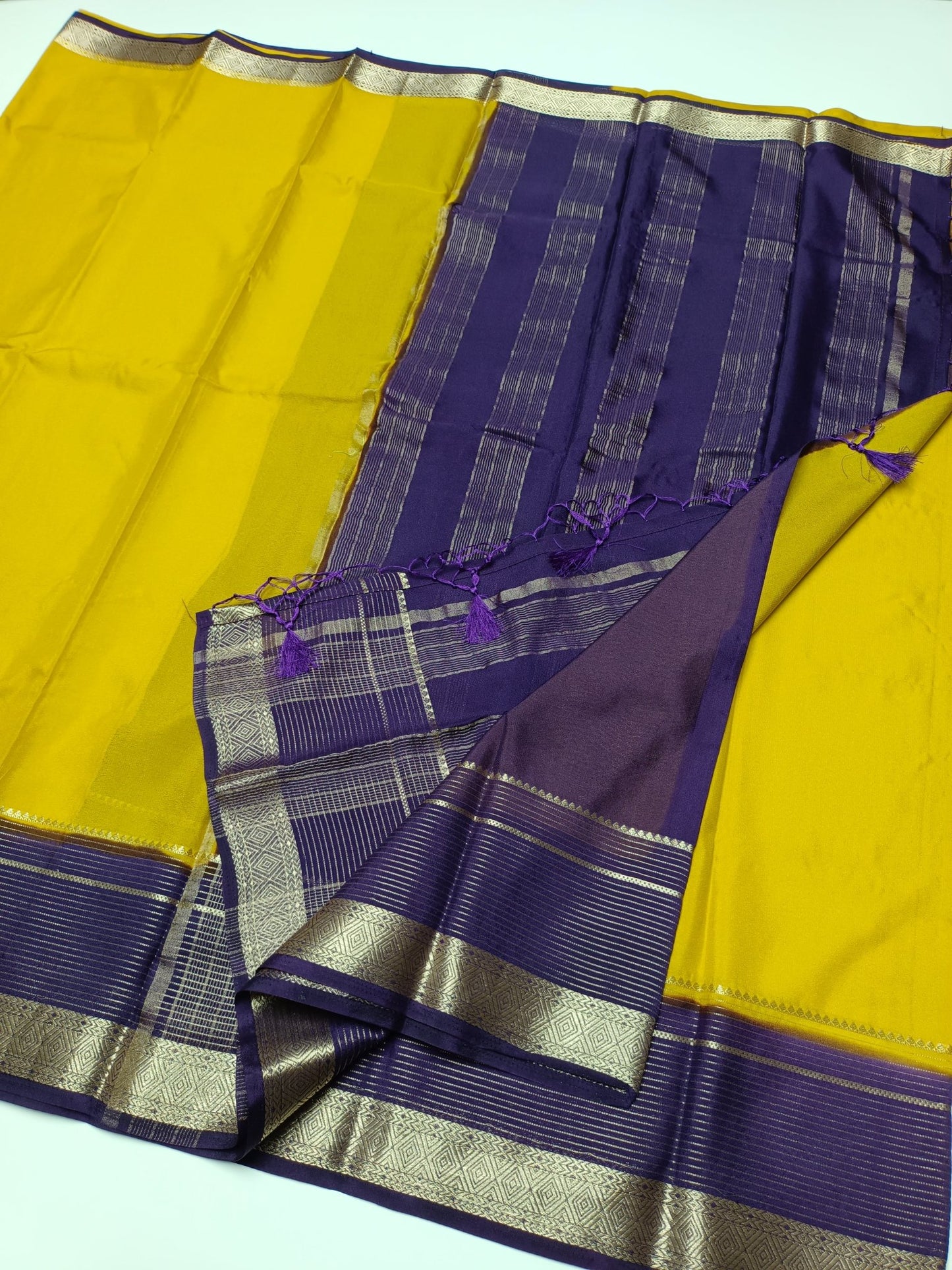FANCY CREPE SAREE - B S CHANNABASAPPA & SONS