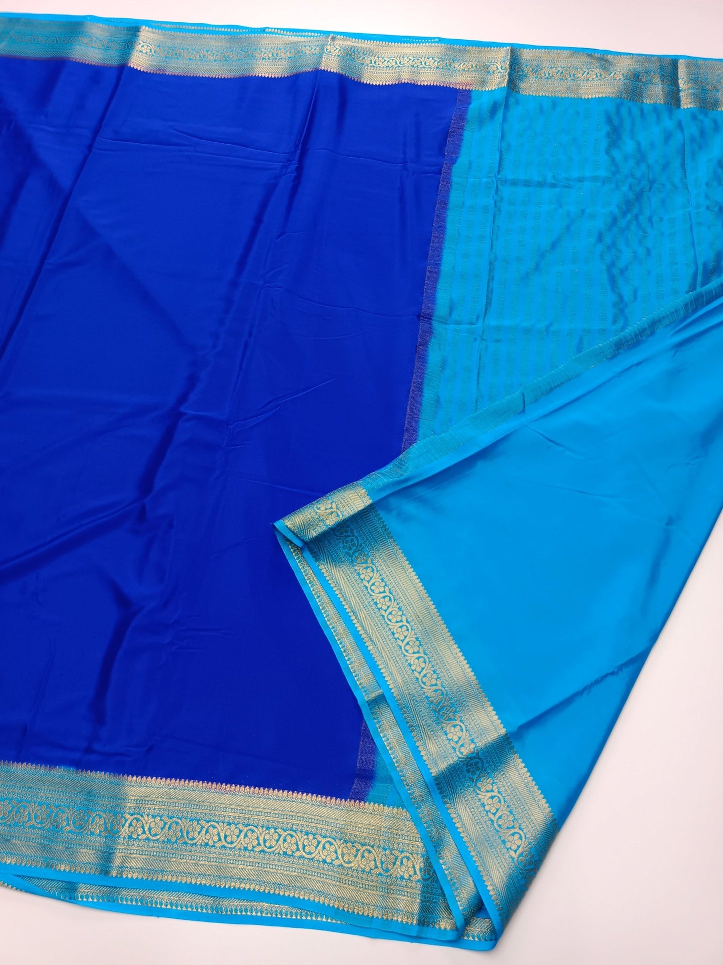 SEMI CREPE SILK SAREE - B S CHANNABASAPPA & SONS