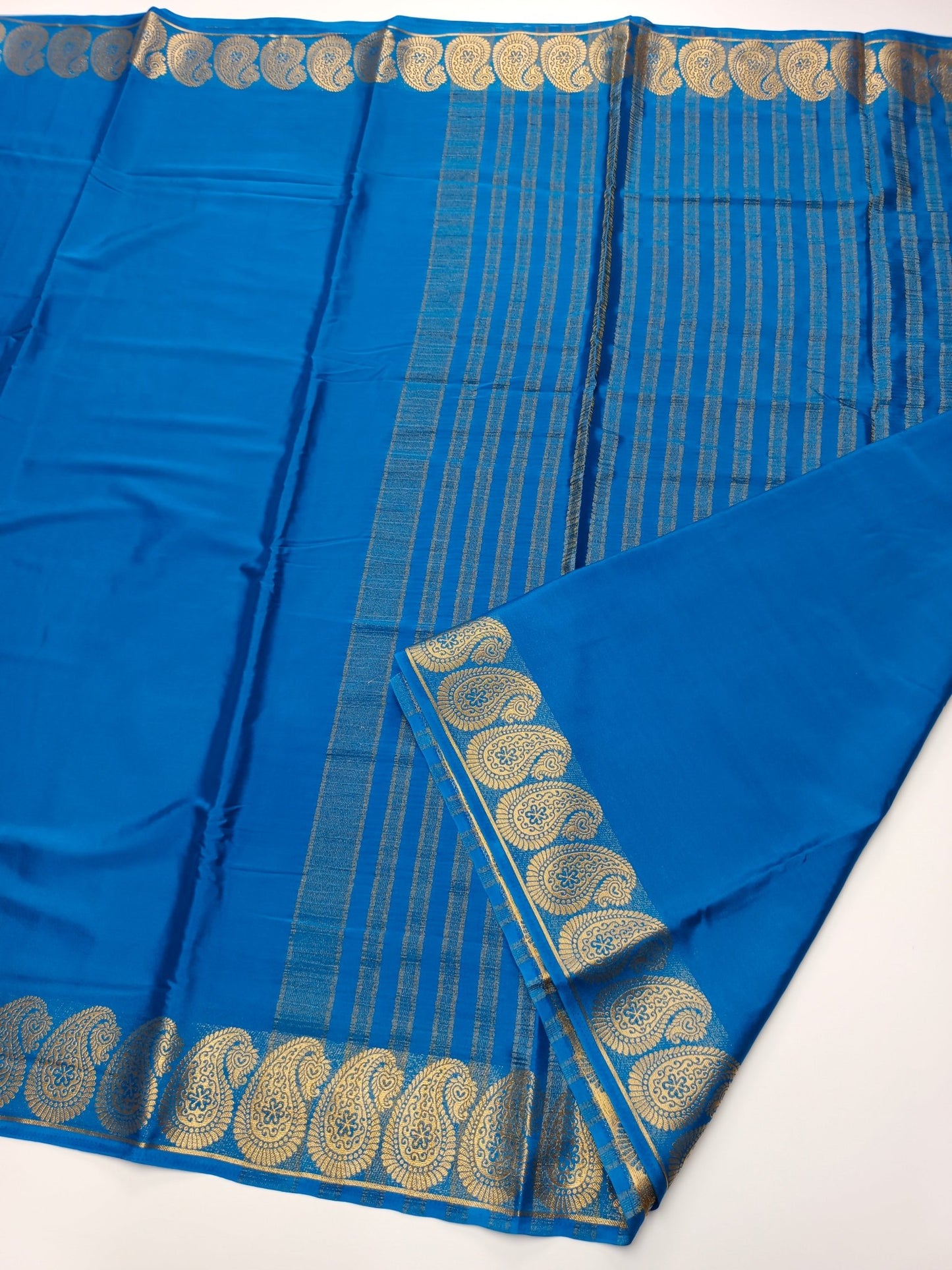 FANCY SEMI CREPE SILK SAREE - B S CHANNABASAPPA & SONS