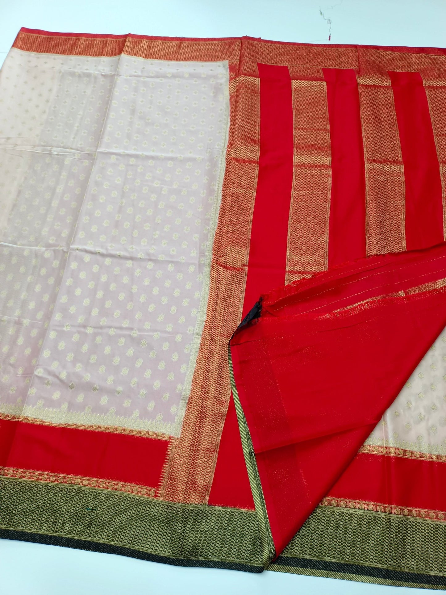 FANCY CREPE SILK SAREE - B S CHANNABASAPPA & SONS