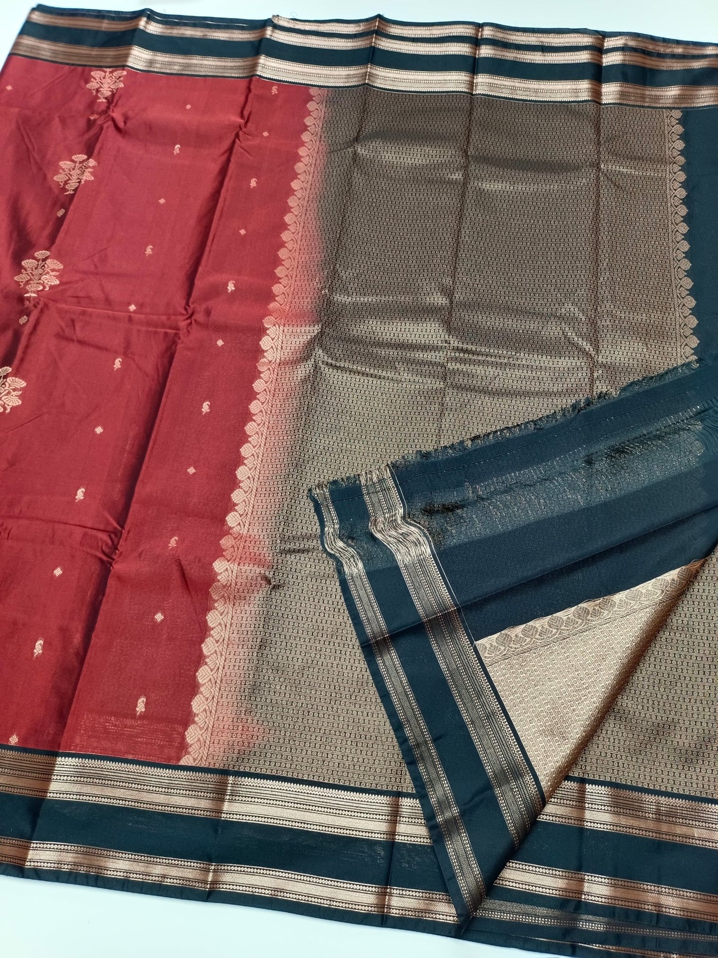 SOFT COTTON SILK SAREE - B S CHANNABASAPPA & SONS