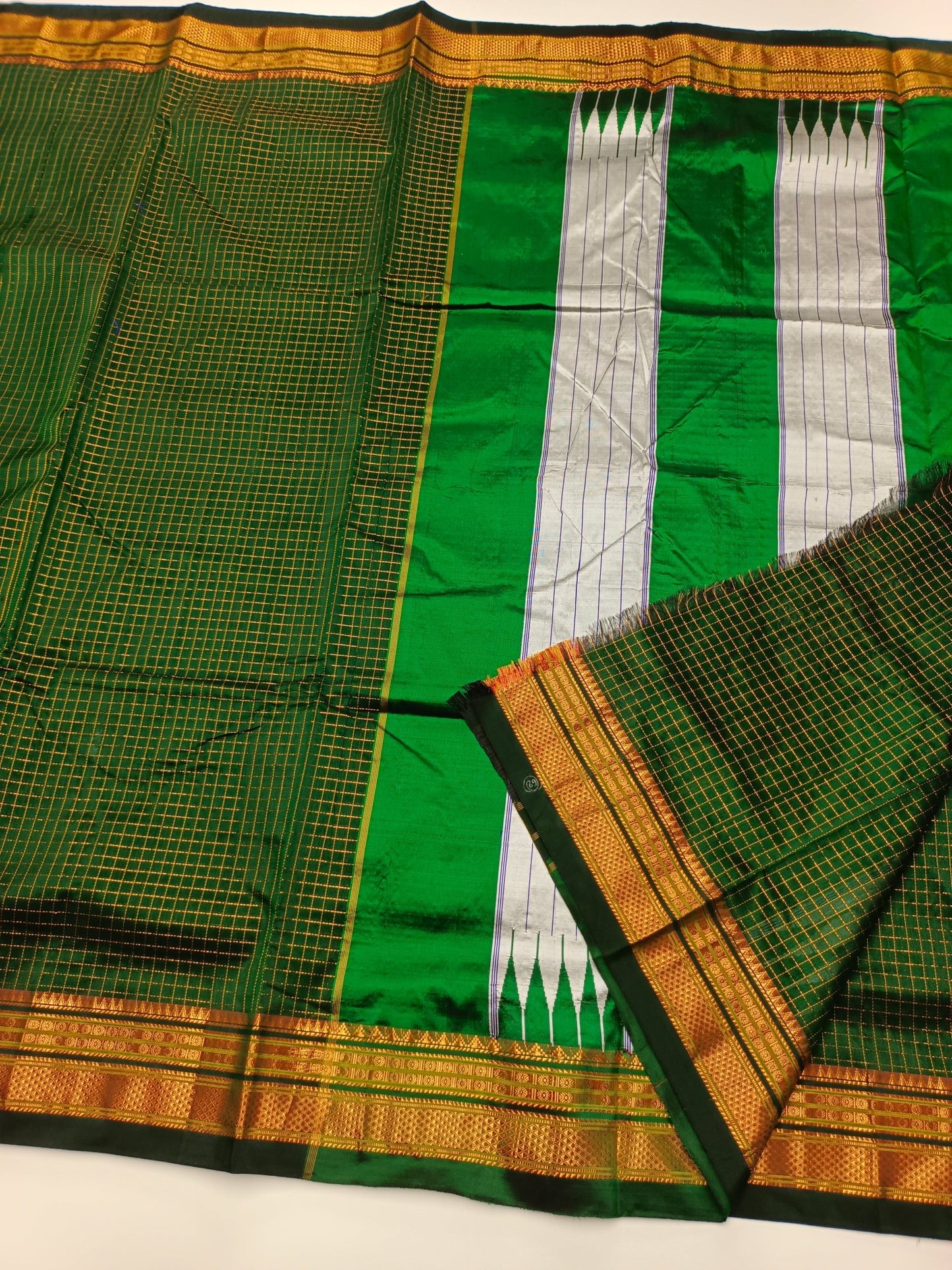 SEMI ILKAL COTTON SAREE - B S CHANNABASAPPA & SONS
