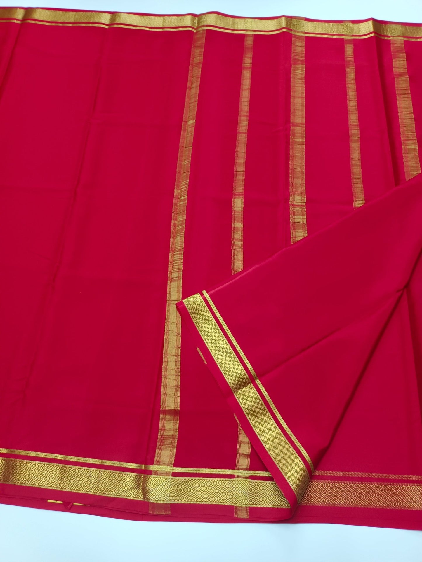 PURE CREPE SILK SAREE - B S CHANNABASAPPA & SONS