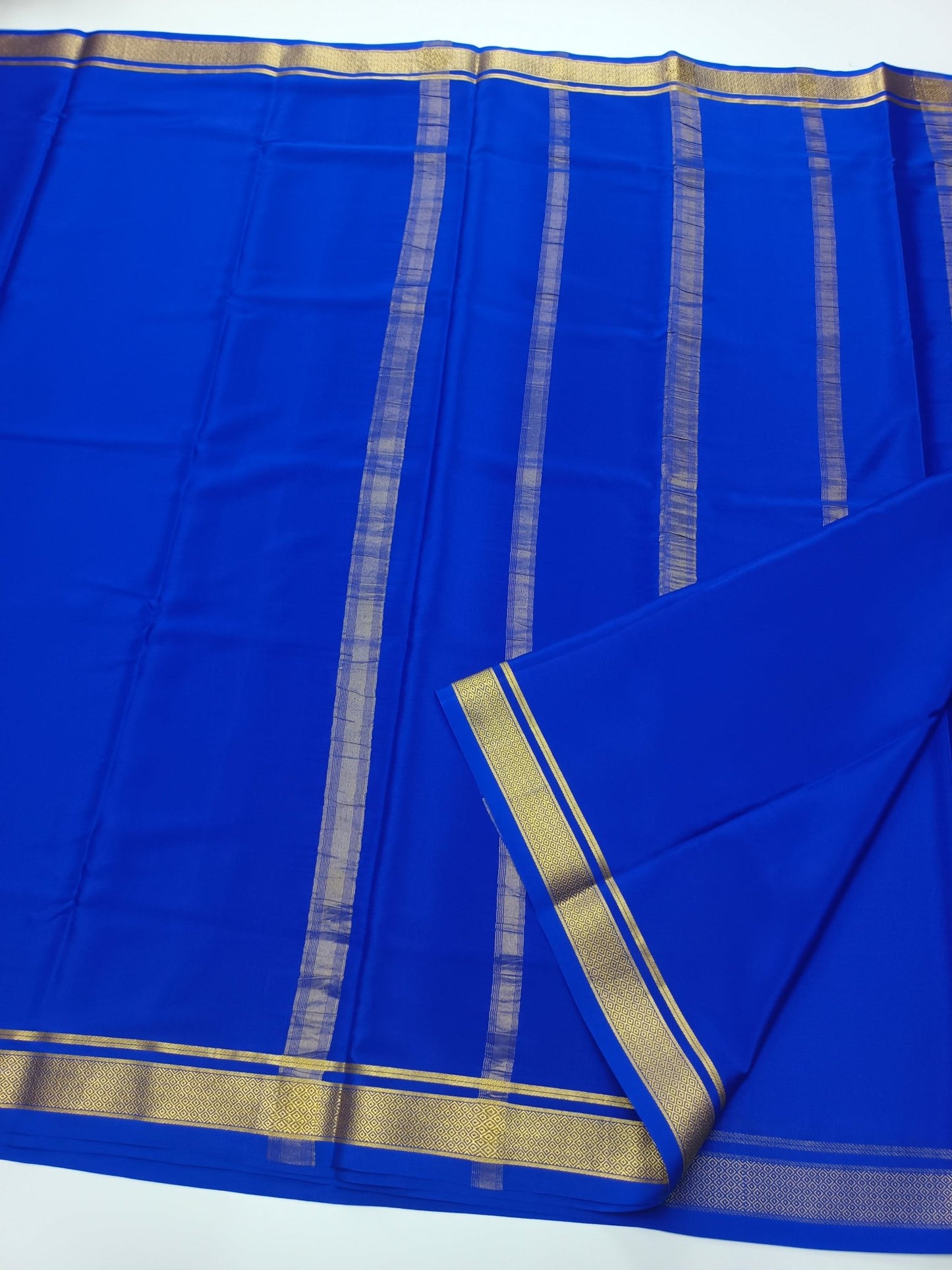 PURE CREPE SILK SAREE - B S CHANNABASAPPA & SONS