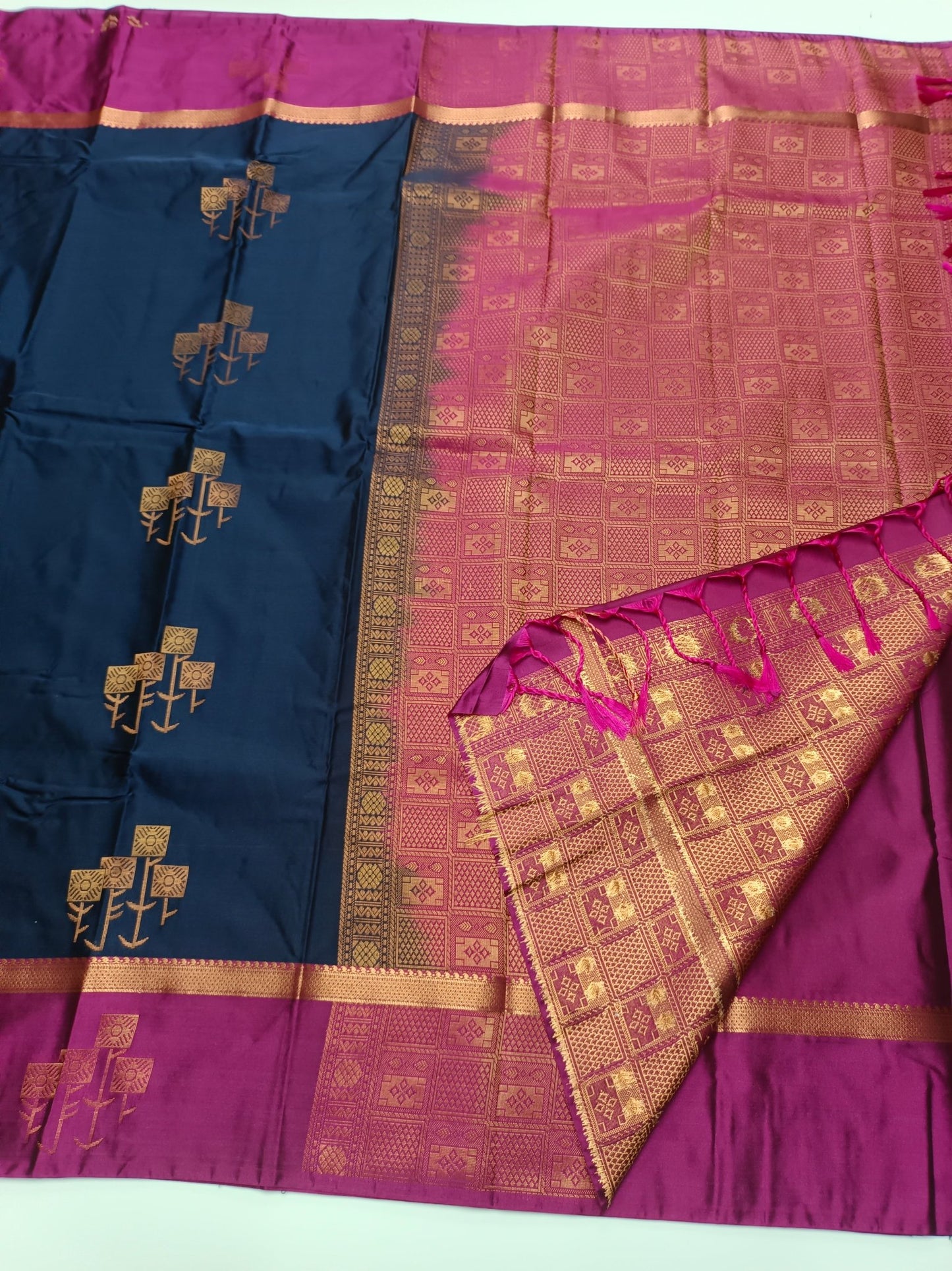 SOFT ART SILK SAREE - B S CHANNABASAPPA & SONS