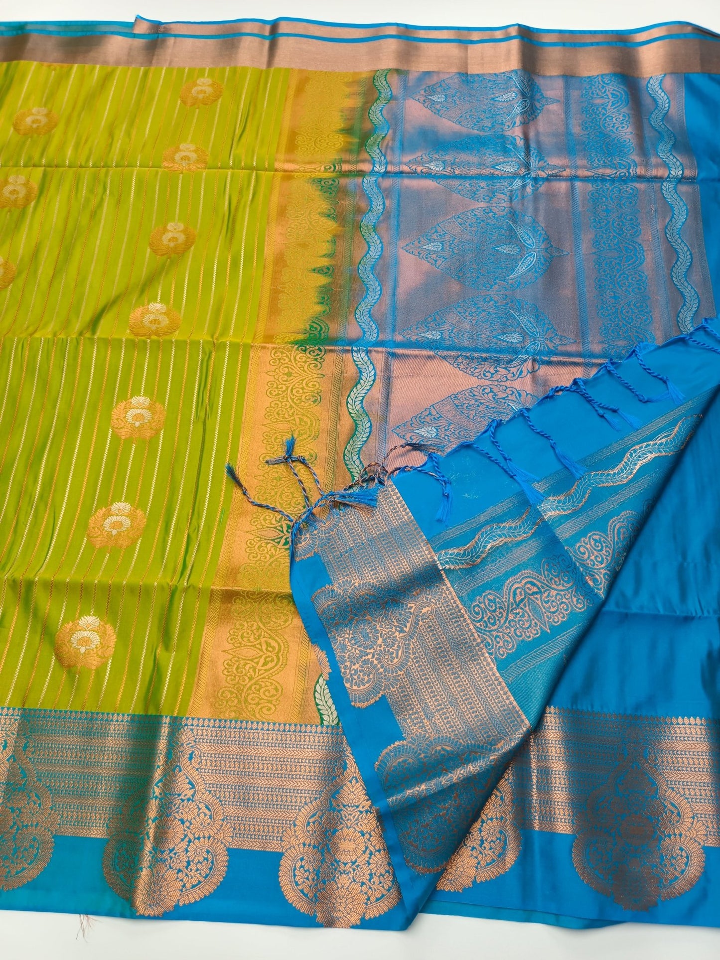 SOFT ART SILK SAREE - B S CHANNABASAPPA & SONS