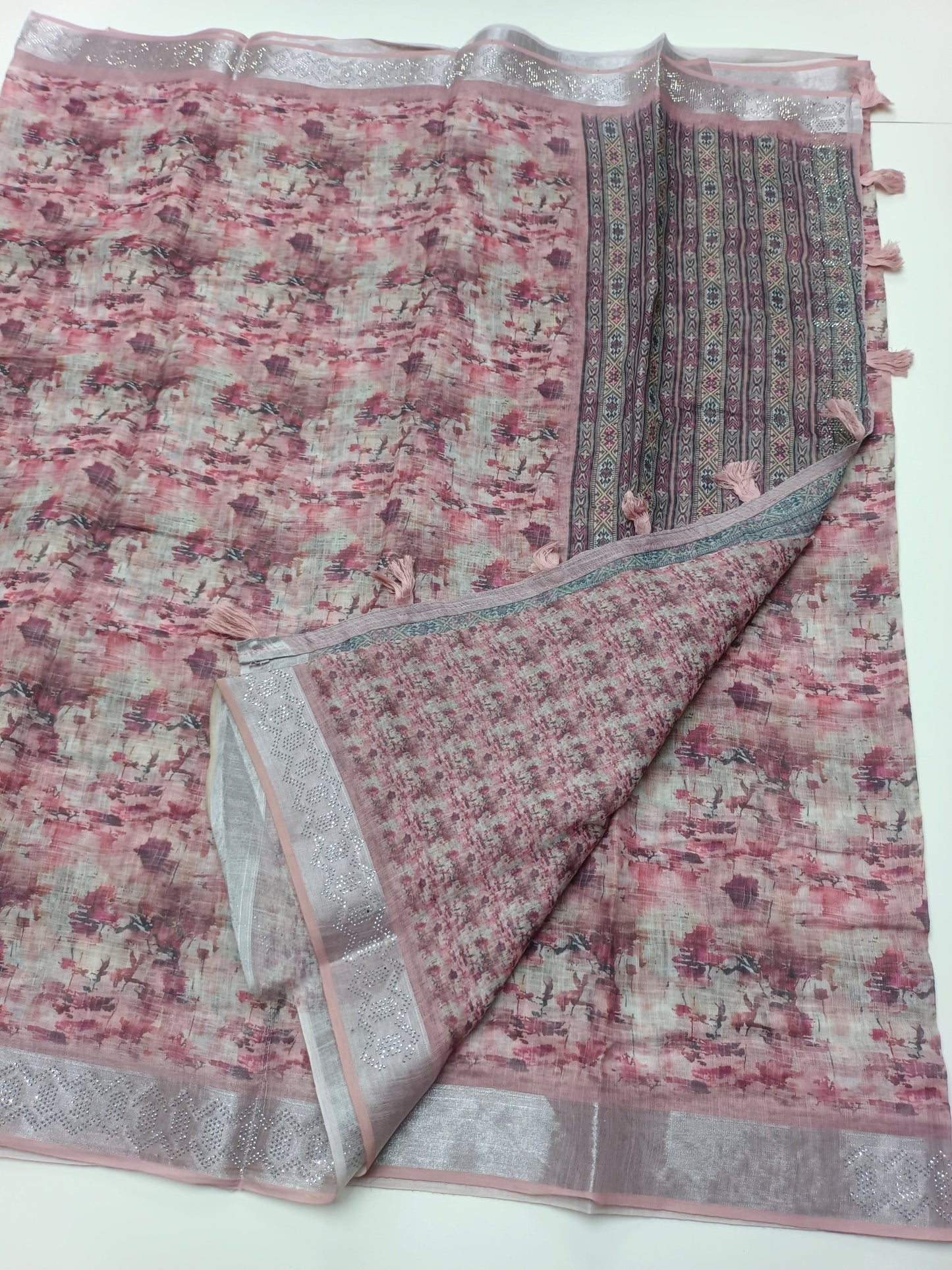 FANCY LINEN SAREE - B S CHANNABASAPPA & SONS