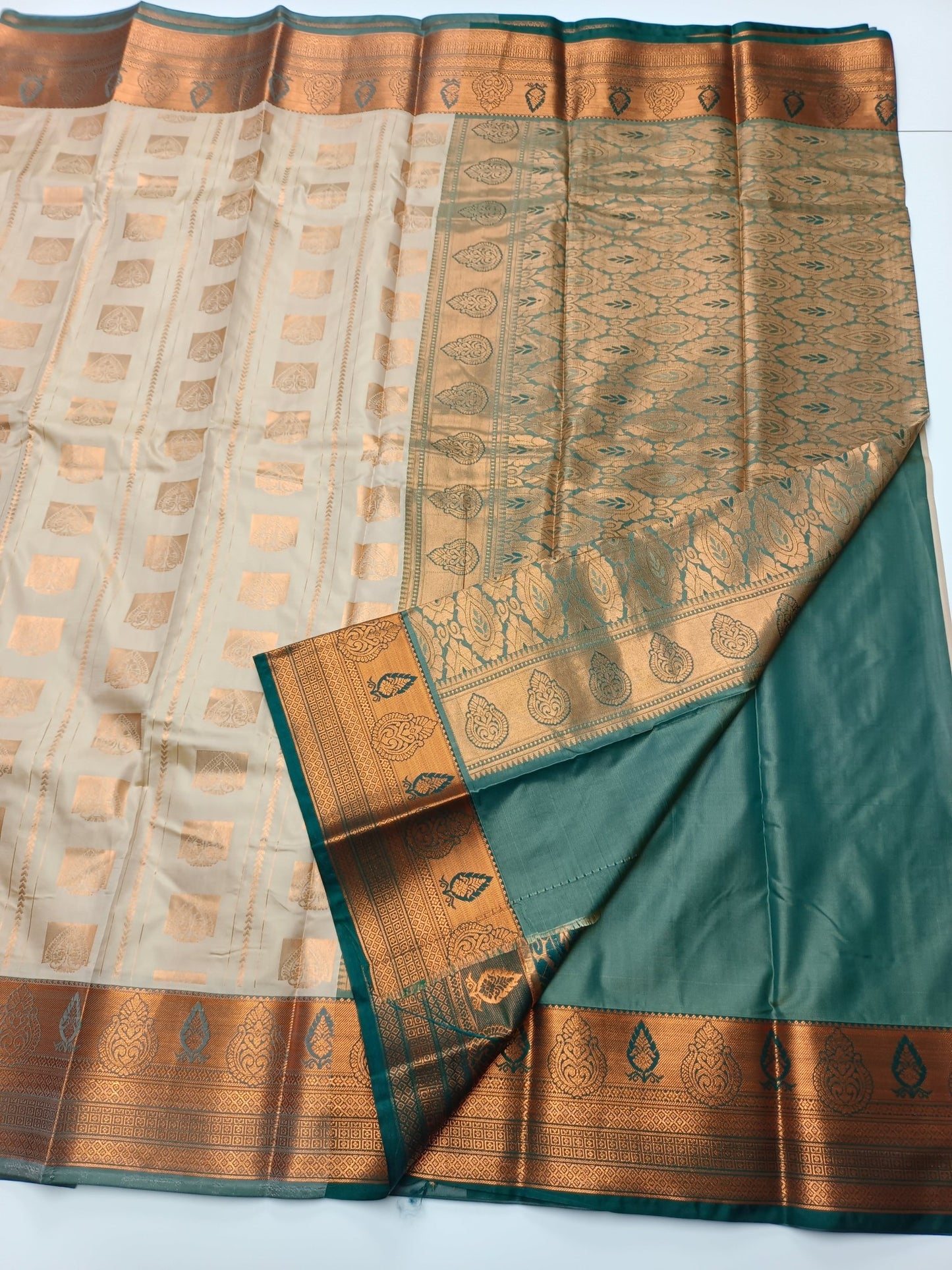 ART SILK SAREE - B S CHANNABASAPPA & SONS