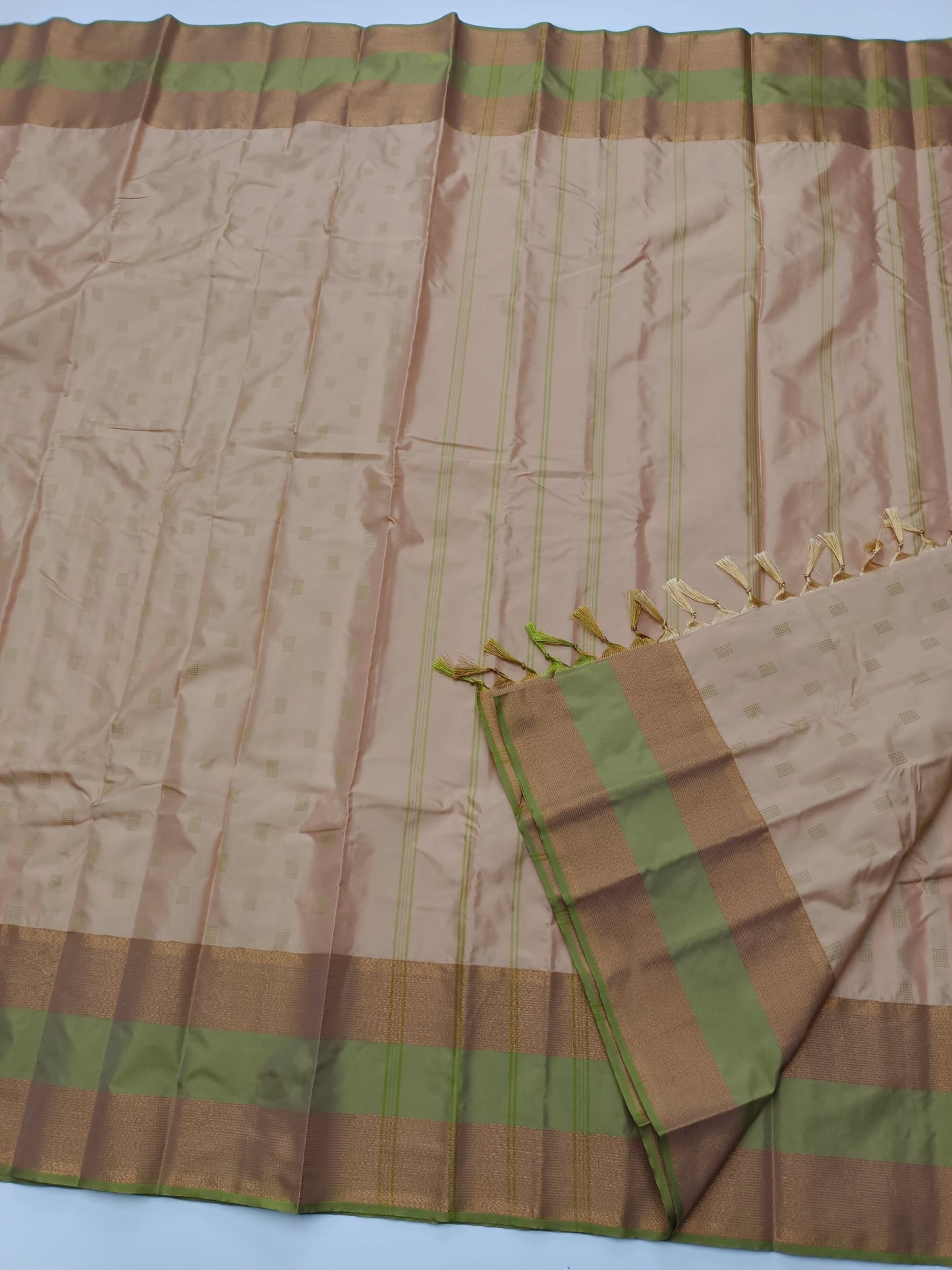 ARANI ART SILK SAREE - B S CHANNABASAPPA & SONS