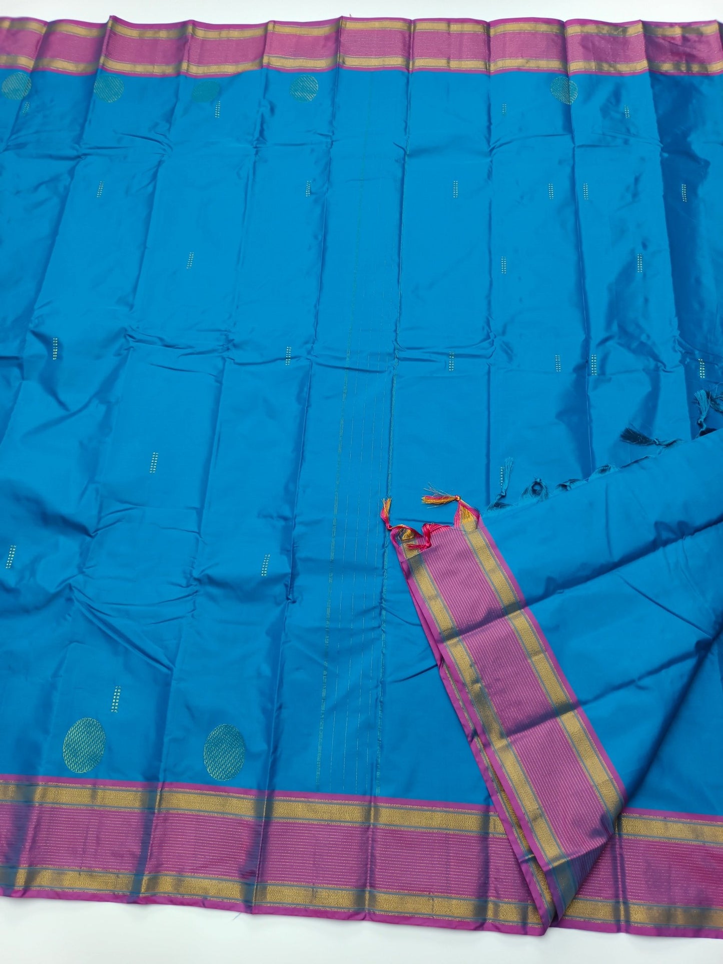 ARANI ART SILK SAREE - B S CHANNABASAPPA & SONS