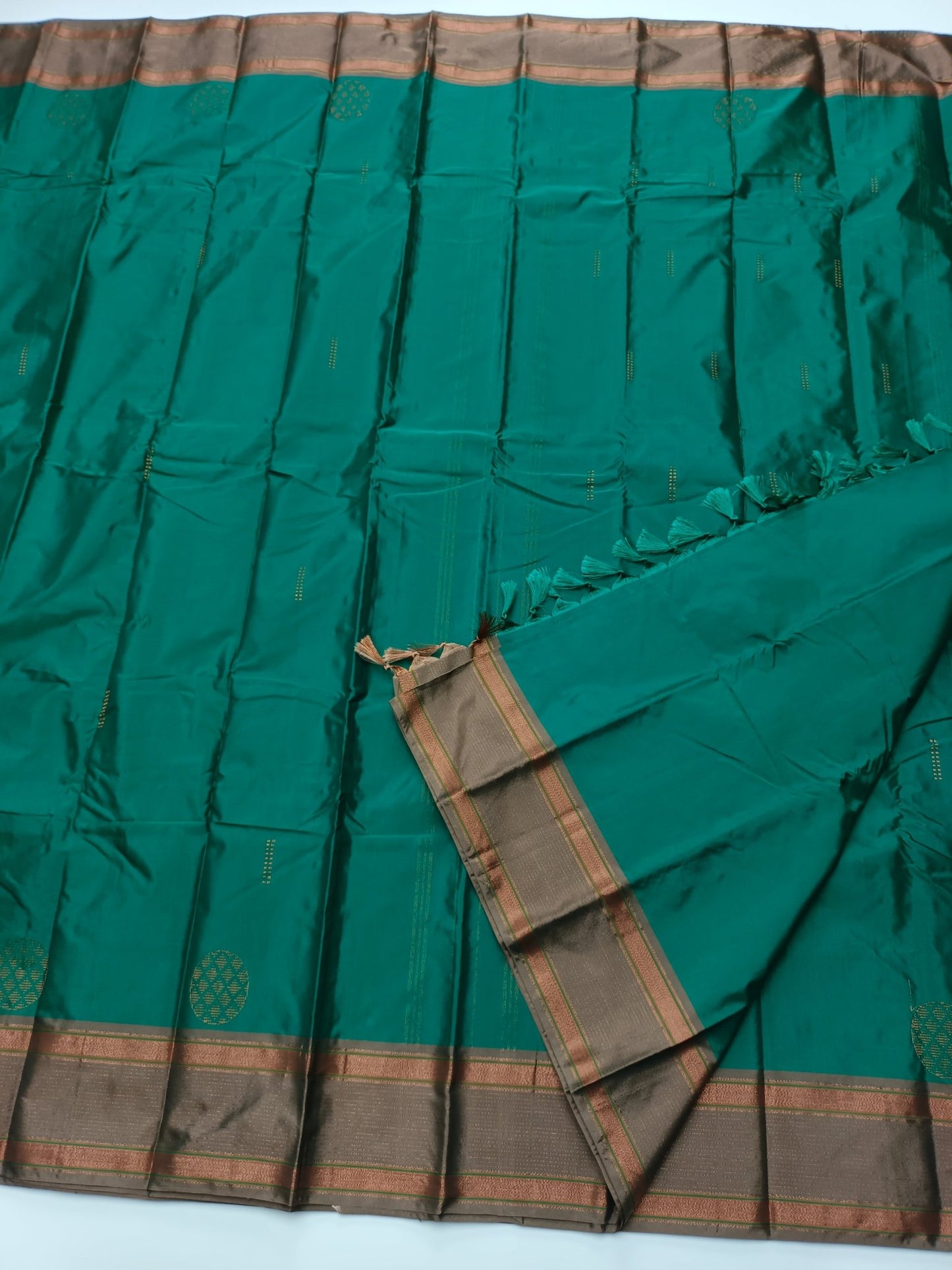 ARANI ART SILK SAREE - B S CHANNABASAPPA & SONS