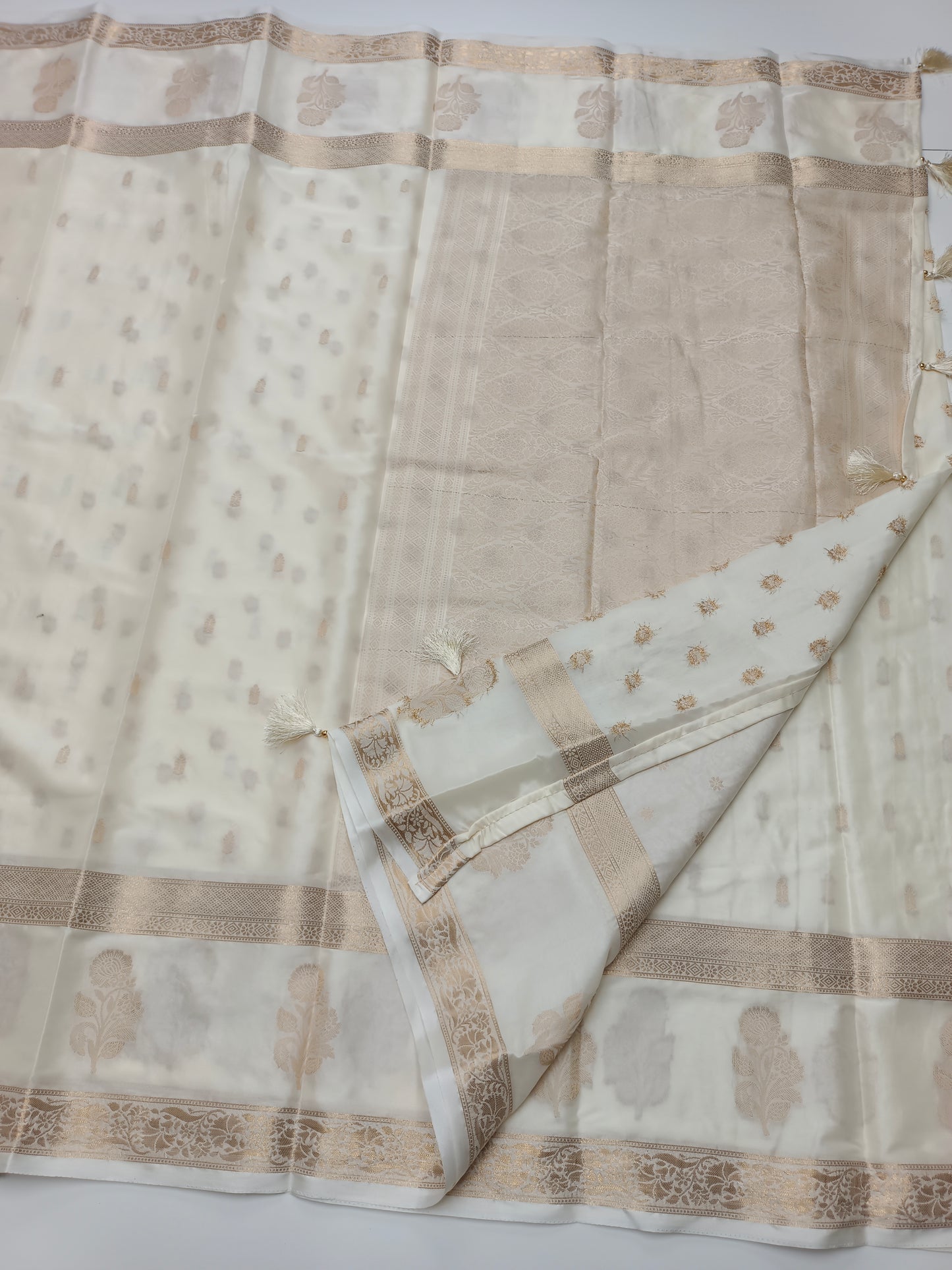 SEMI CREPE SILK SAREE