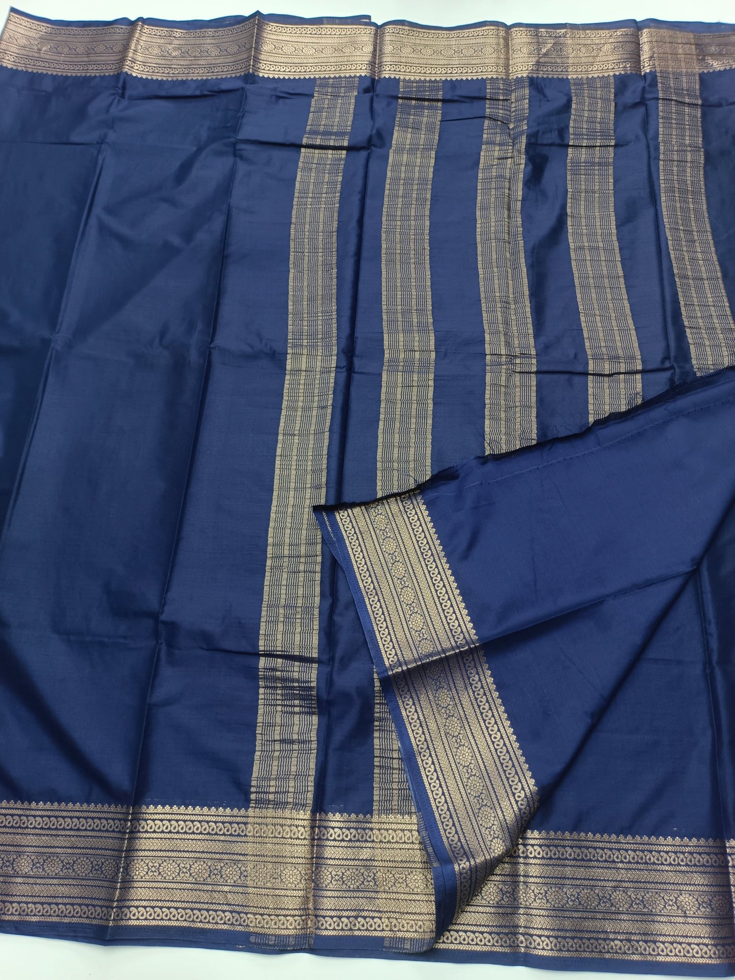 ART CREPE SILK SAREE - B S CHANNABASAPPA & SONS