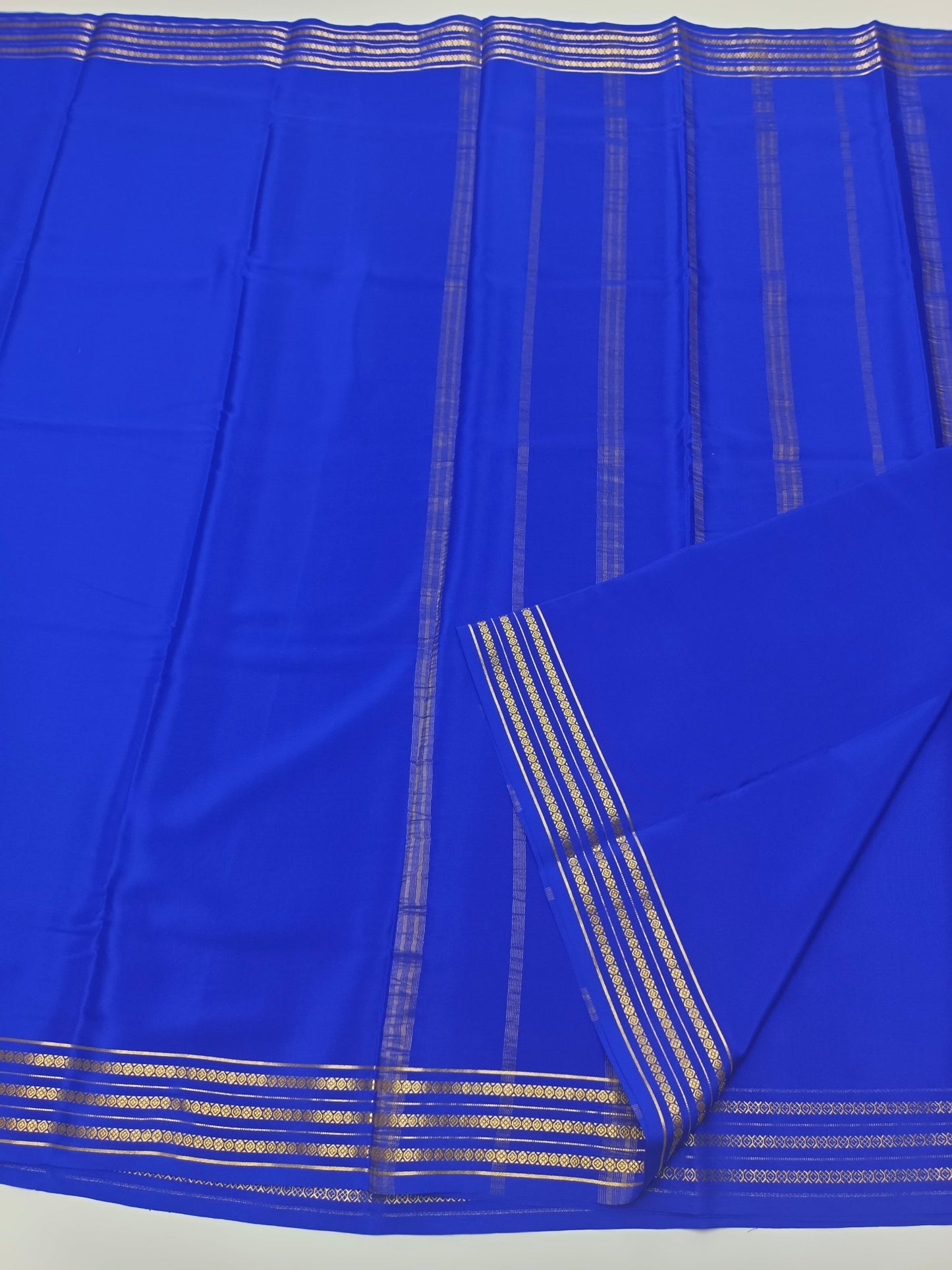PURE CREPE SILK SAREE - B S CHANNABASAPPA & SONS