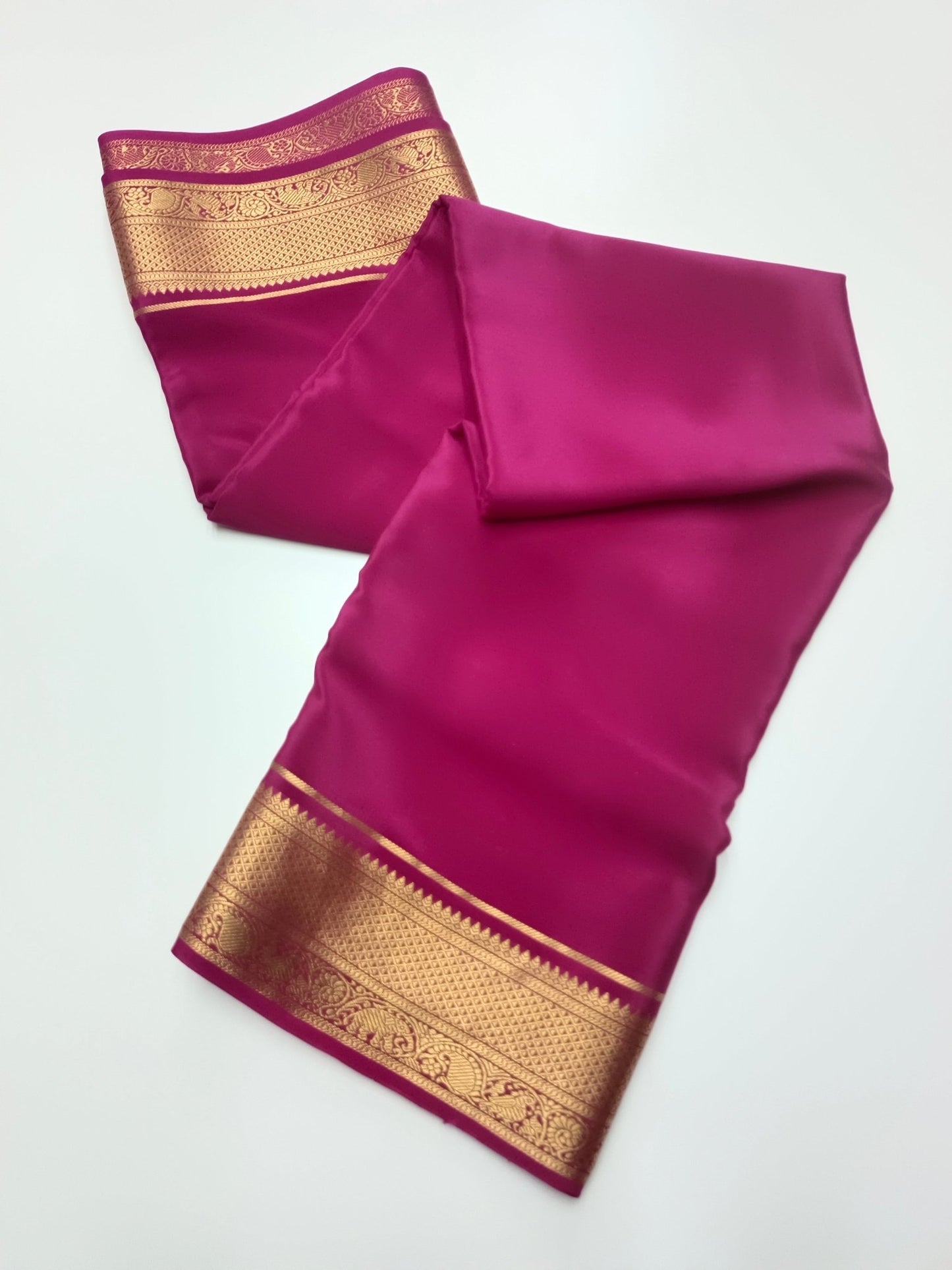 PURE CREPE SILK SAREE - B S CHANNABASAPPA & SONS