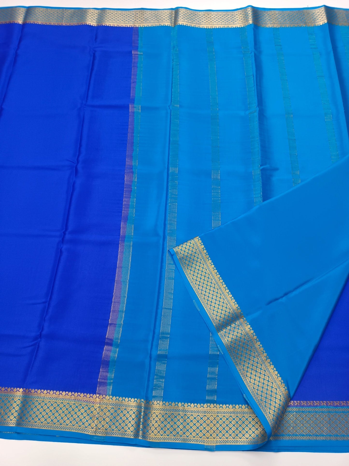 PURE CREPE SILK SAREE - B S CHANNABASAPPA & SONS