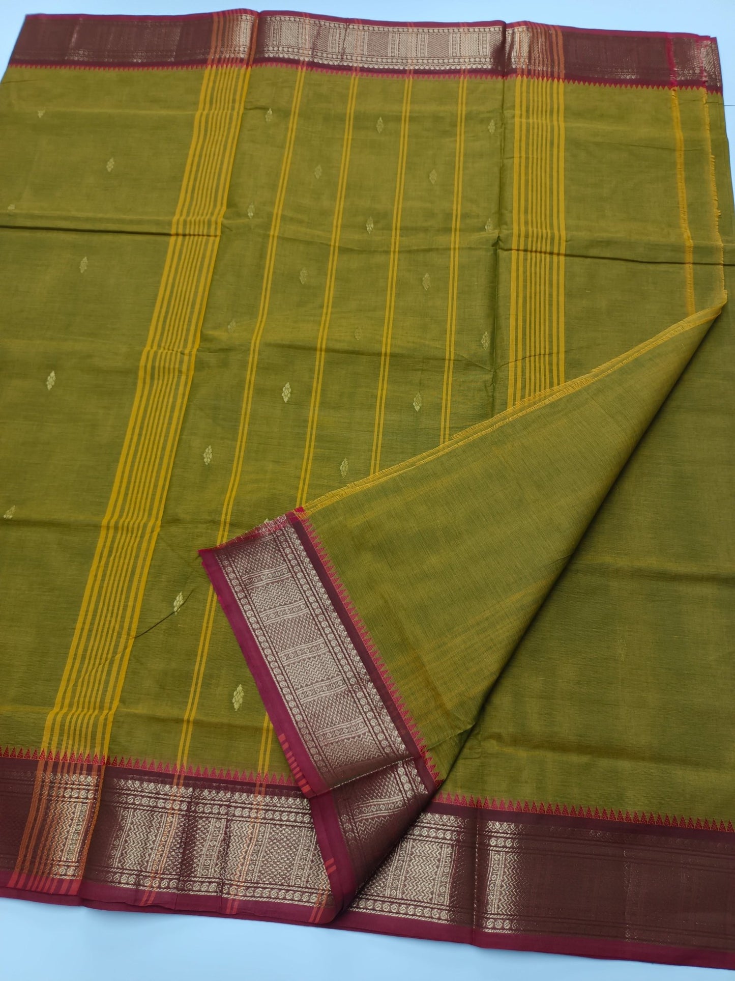 HANDLOOM BASED 9 YARD COTTON SAREE - B S CHANNABASAPPA & SONS