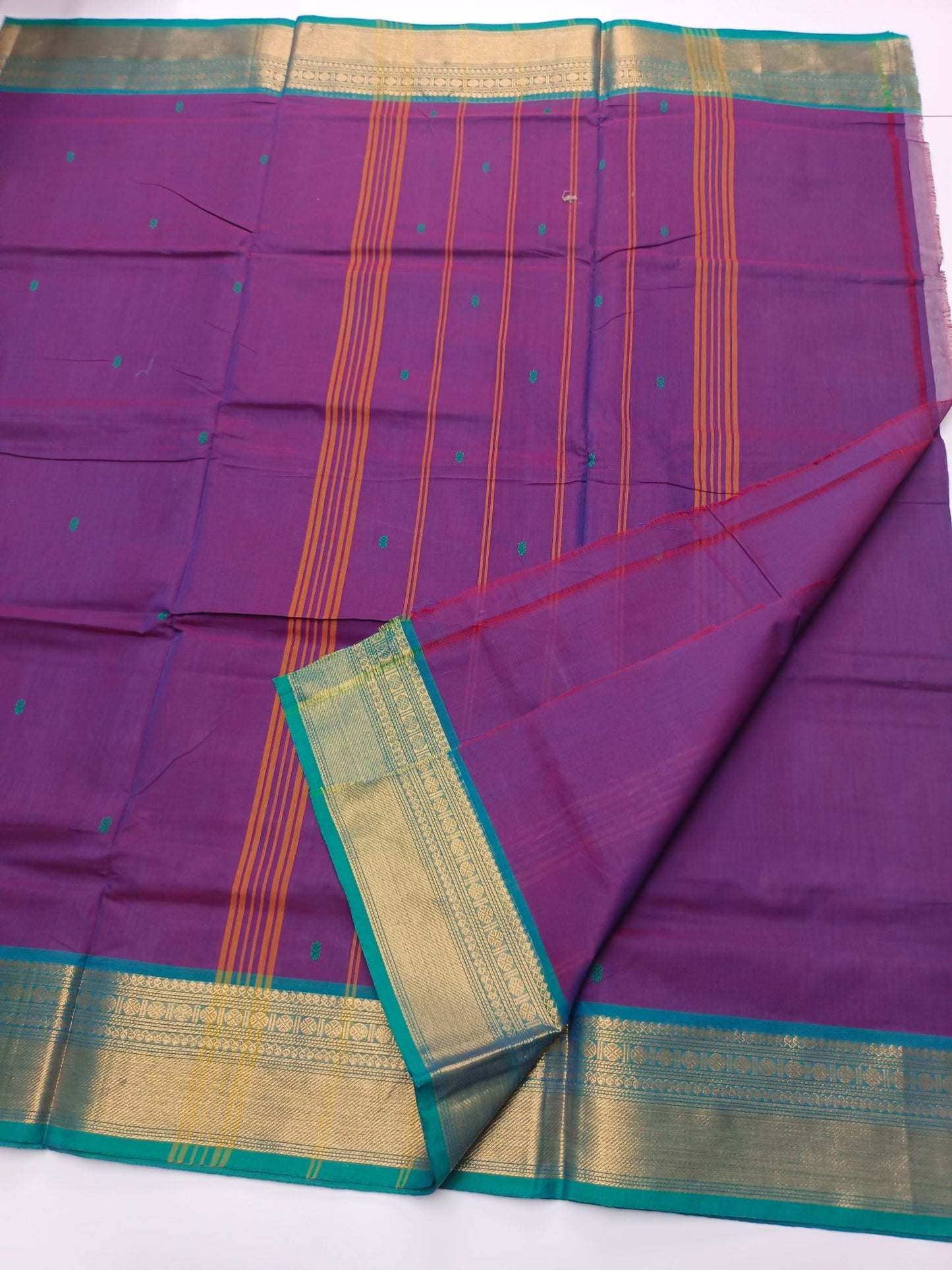 HANDLOOM BASED 9 YARD COTTON SAREE - B S CHANNABASAPPA & SONS