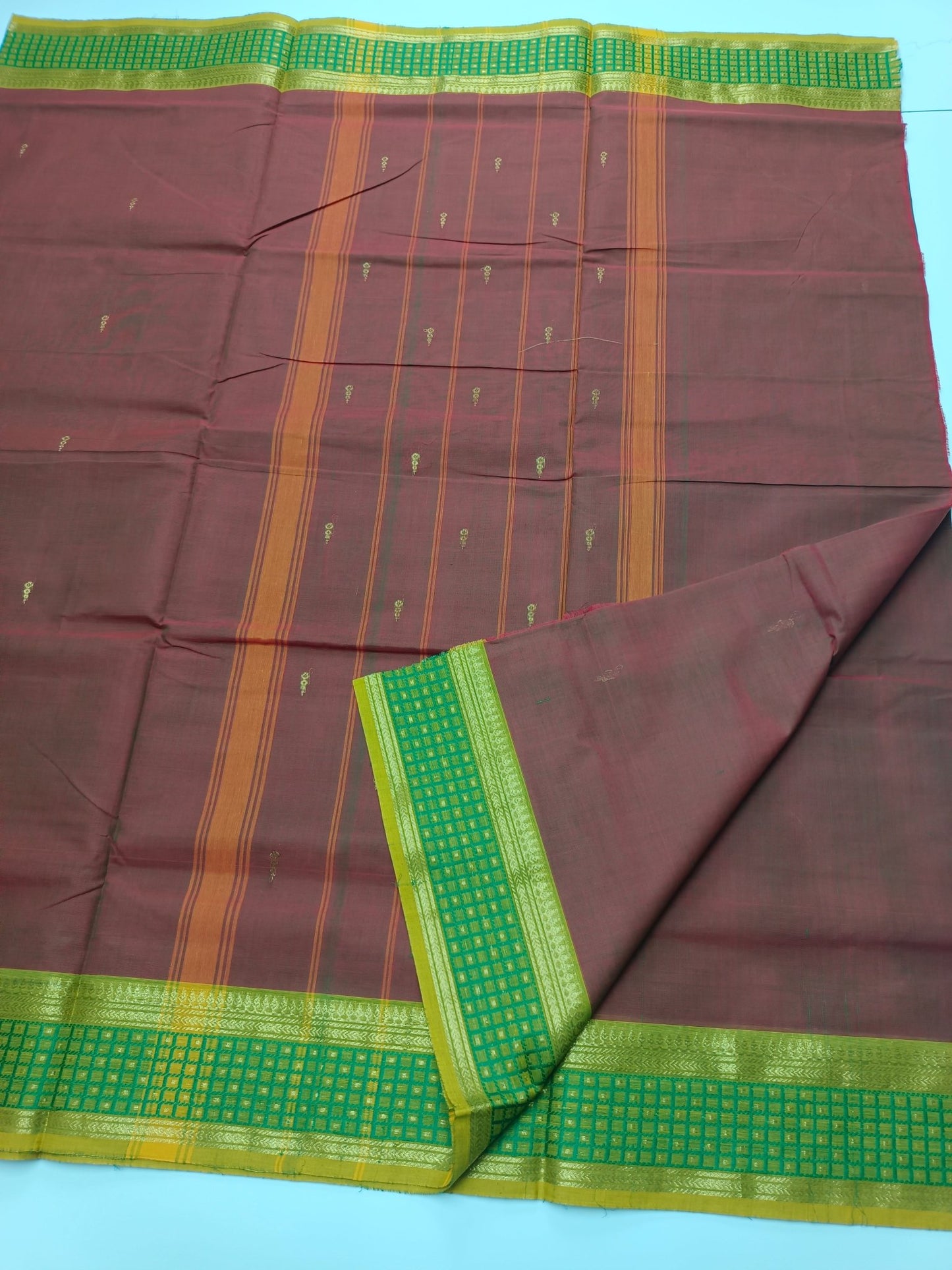 HANDLOOM BASED 9 YARD COTTON SAREE - B S CHANNABASAPPA & SONS
