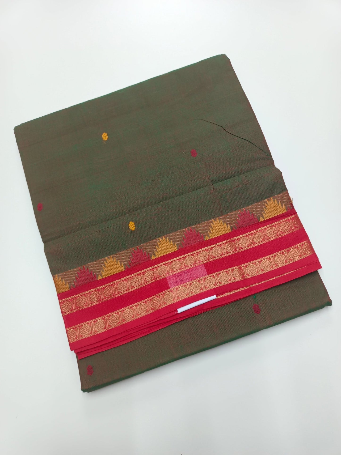 HANDLOOM BASED 9 YARD COTTON SAREE - B S CHANNABASAPPA & SONS
