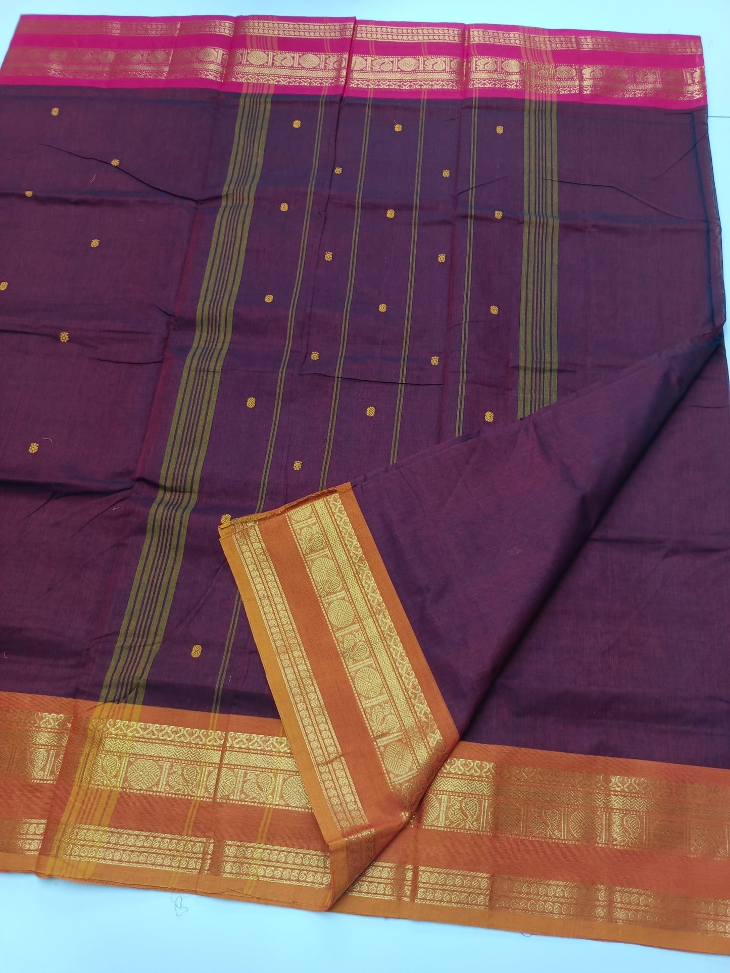 HANDLOOM BASED 9 YARD COTTON SAREE - B S CHANNABASAPPA & SONS