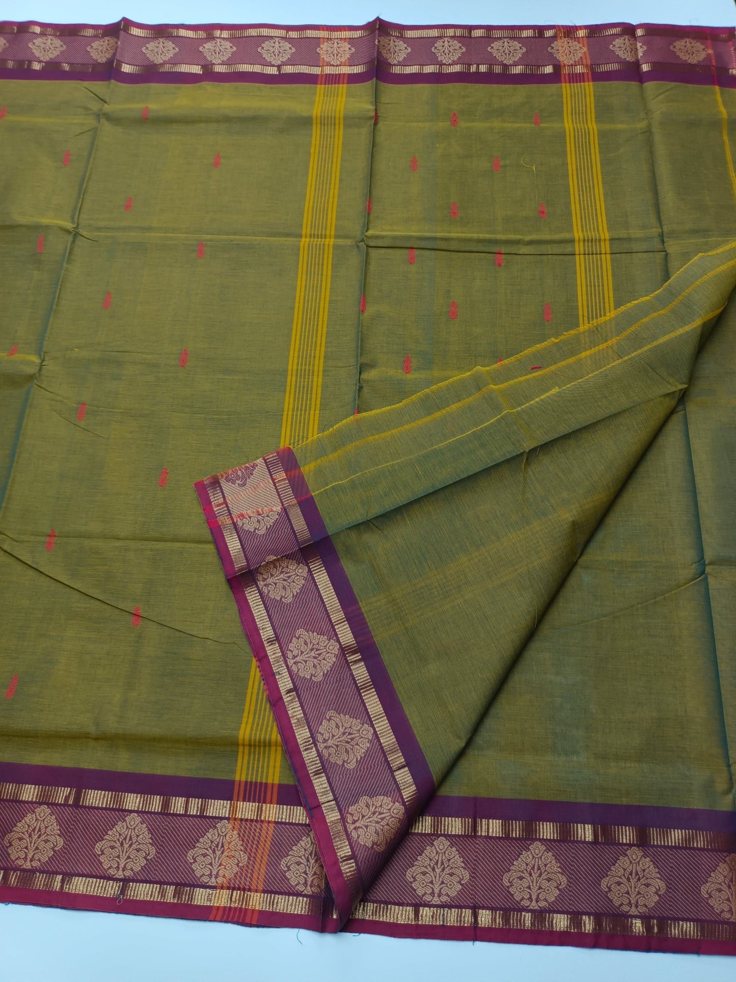 HANDLOOM BASED COTTON SAREE - B S CHANNABASAPPA & SONS