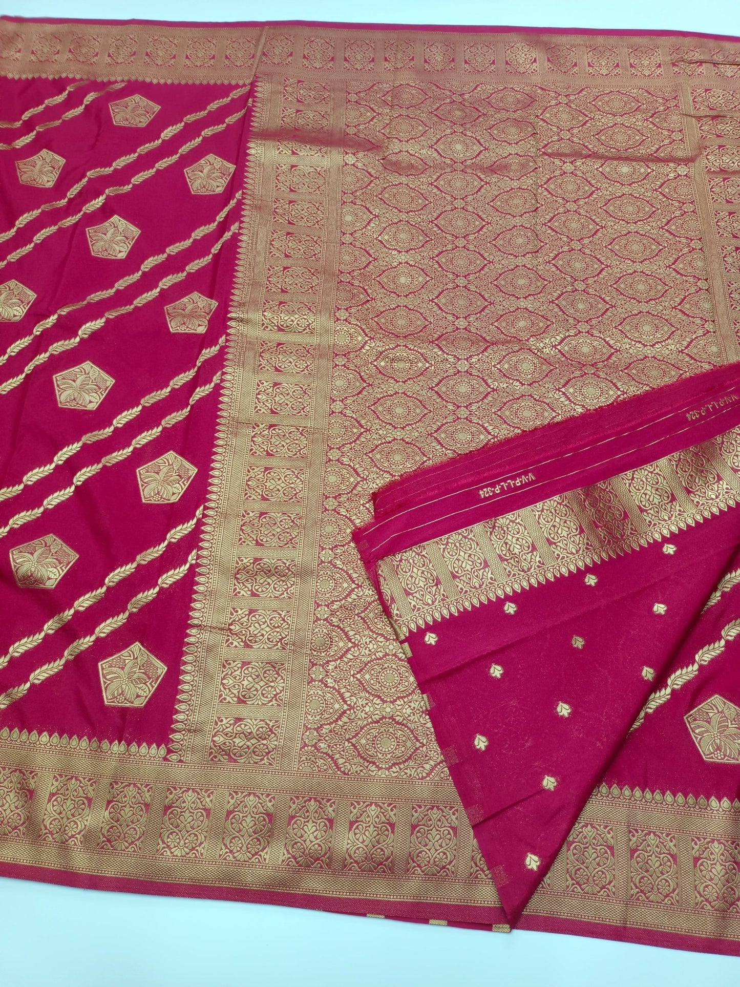 ART CREPE SAREE - B S CHANNABASAPPA & SONS