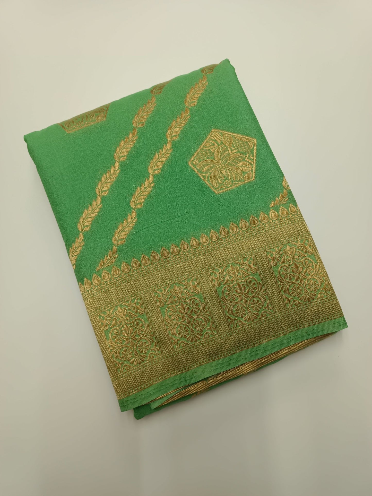 ART CREPE SAREE - B S CHANNABASAPPA & SONS