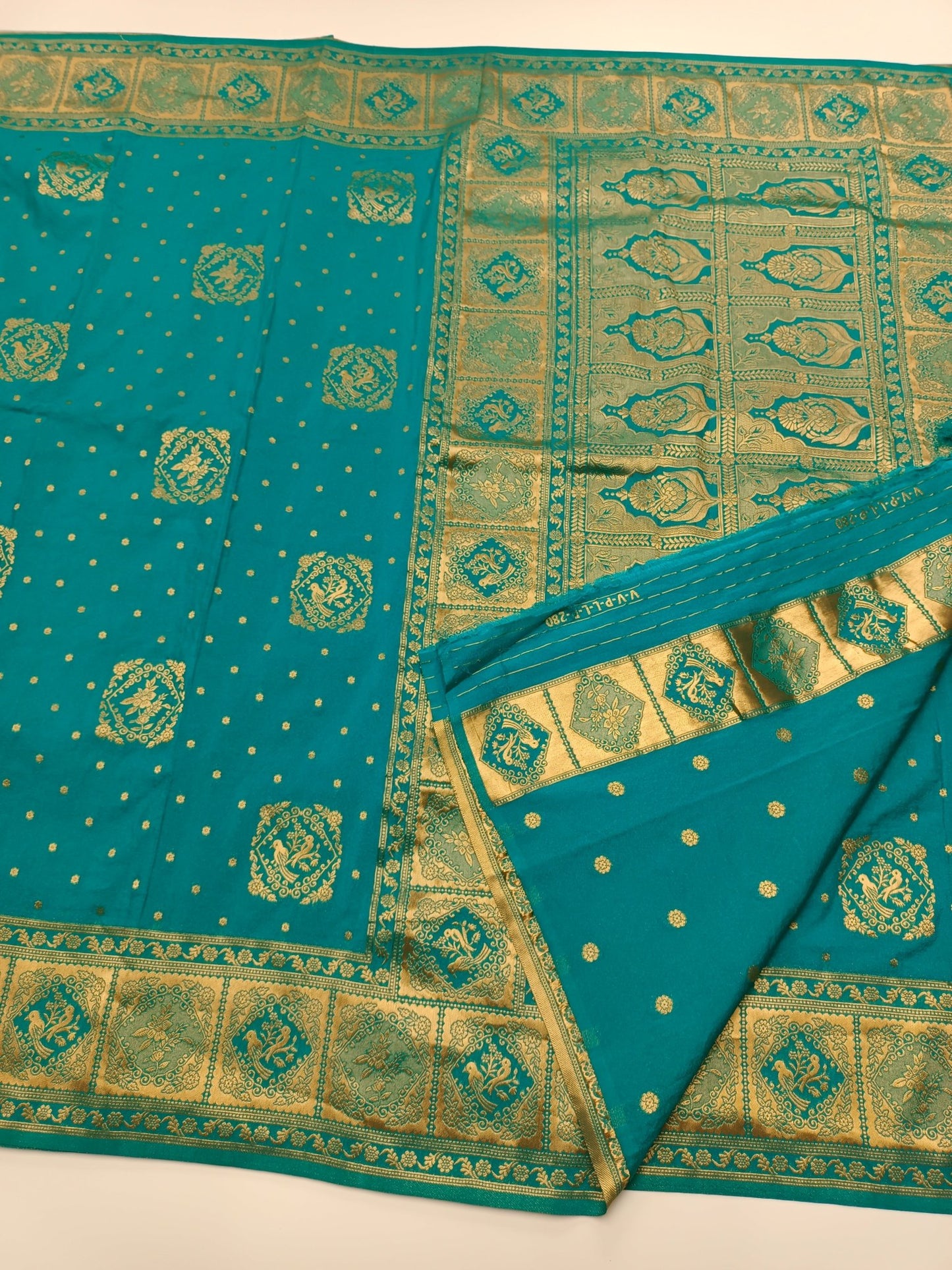 ART CREPE SAREE - B S CHANNABASAPPA & SONS