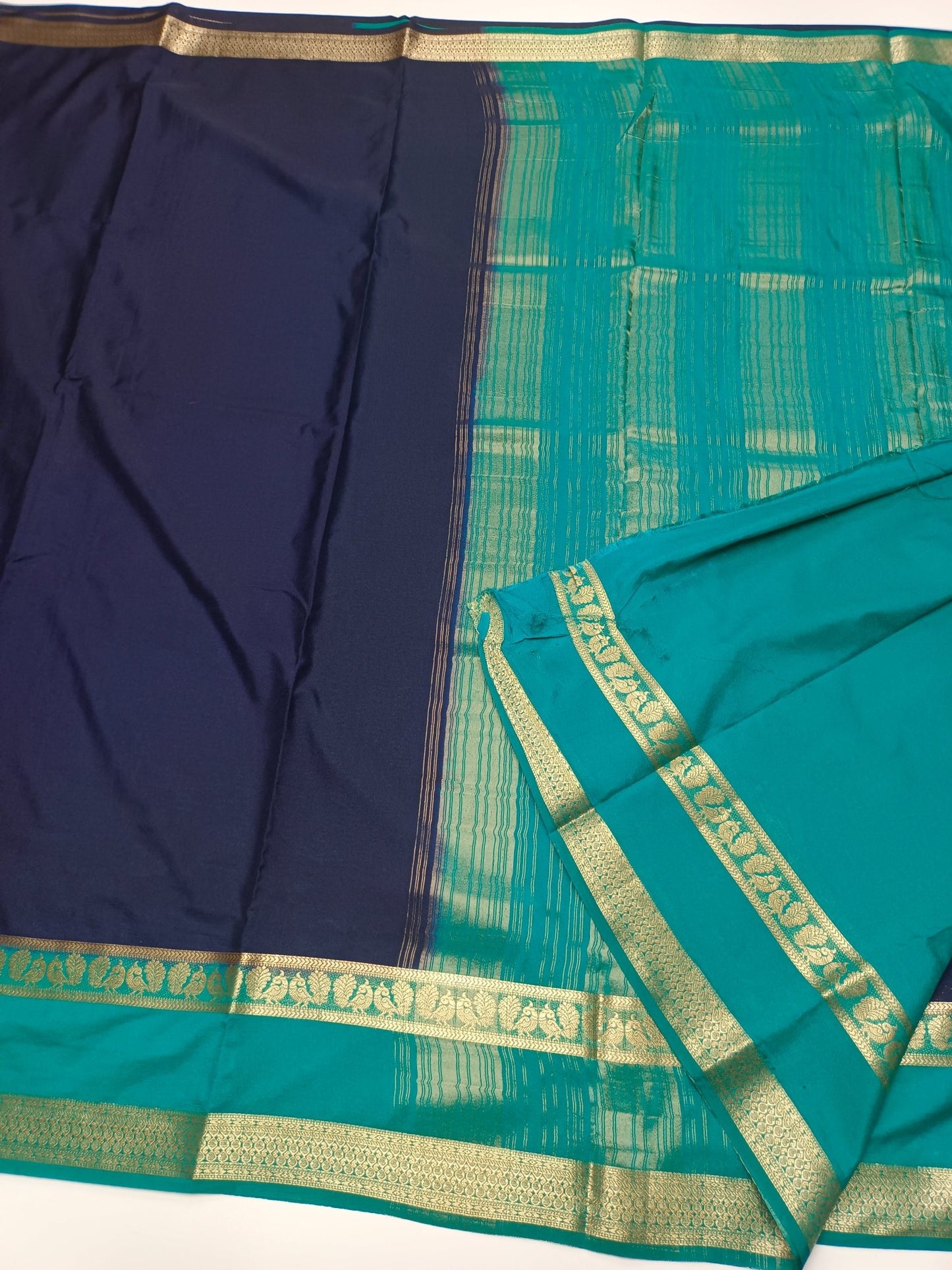 SEMI CREPE SILK SAREE - B S CHANNABASAPPA & SONS