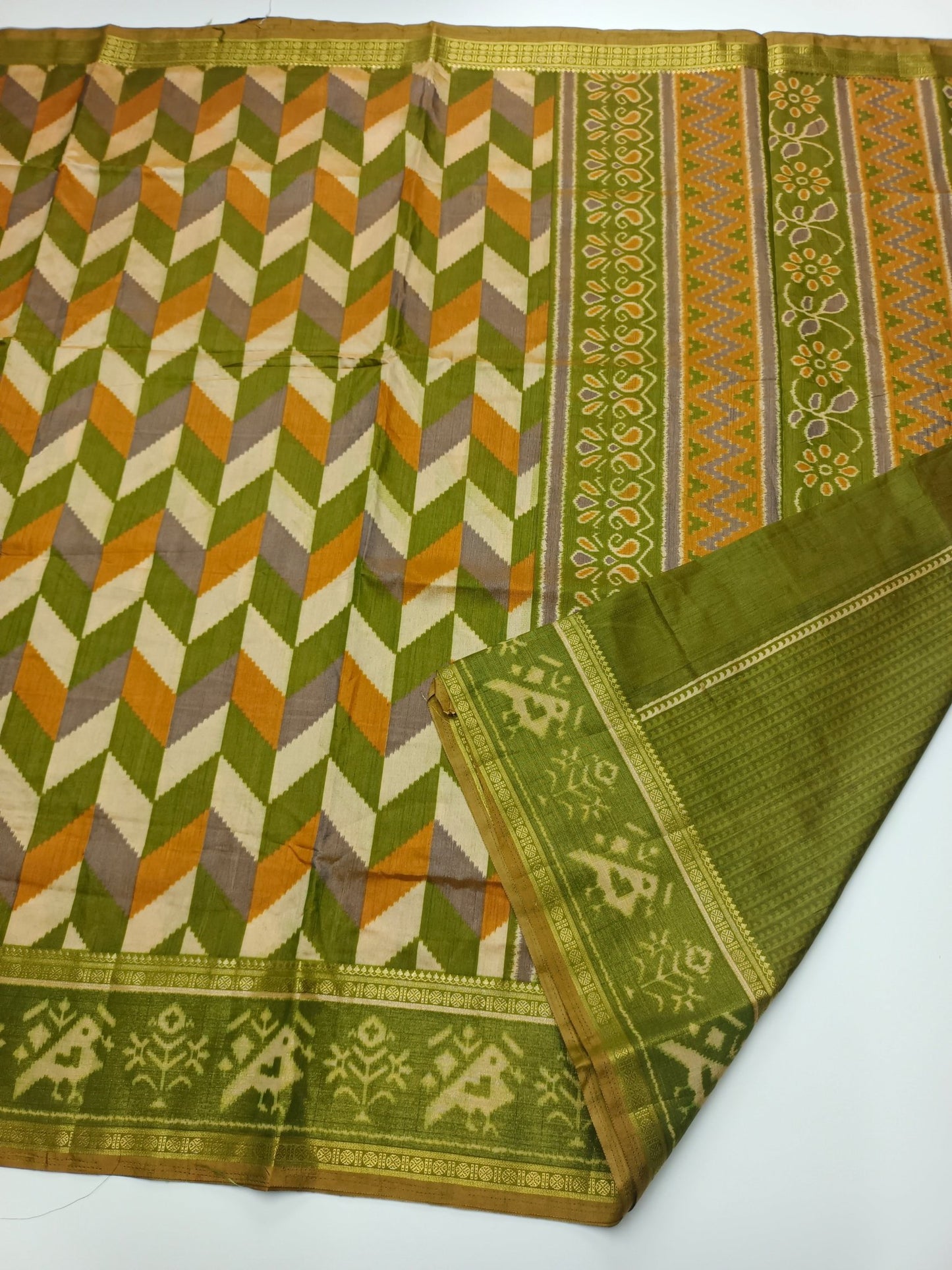 FANCY SOFT SILK SAREE - B S CHANNABASAPPA & SONS