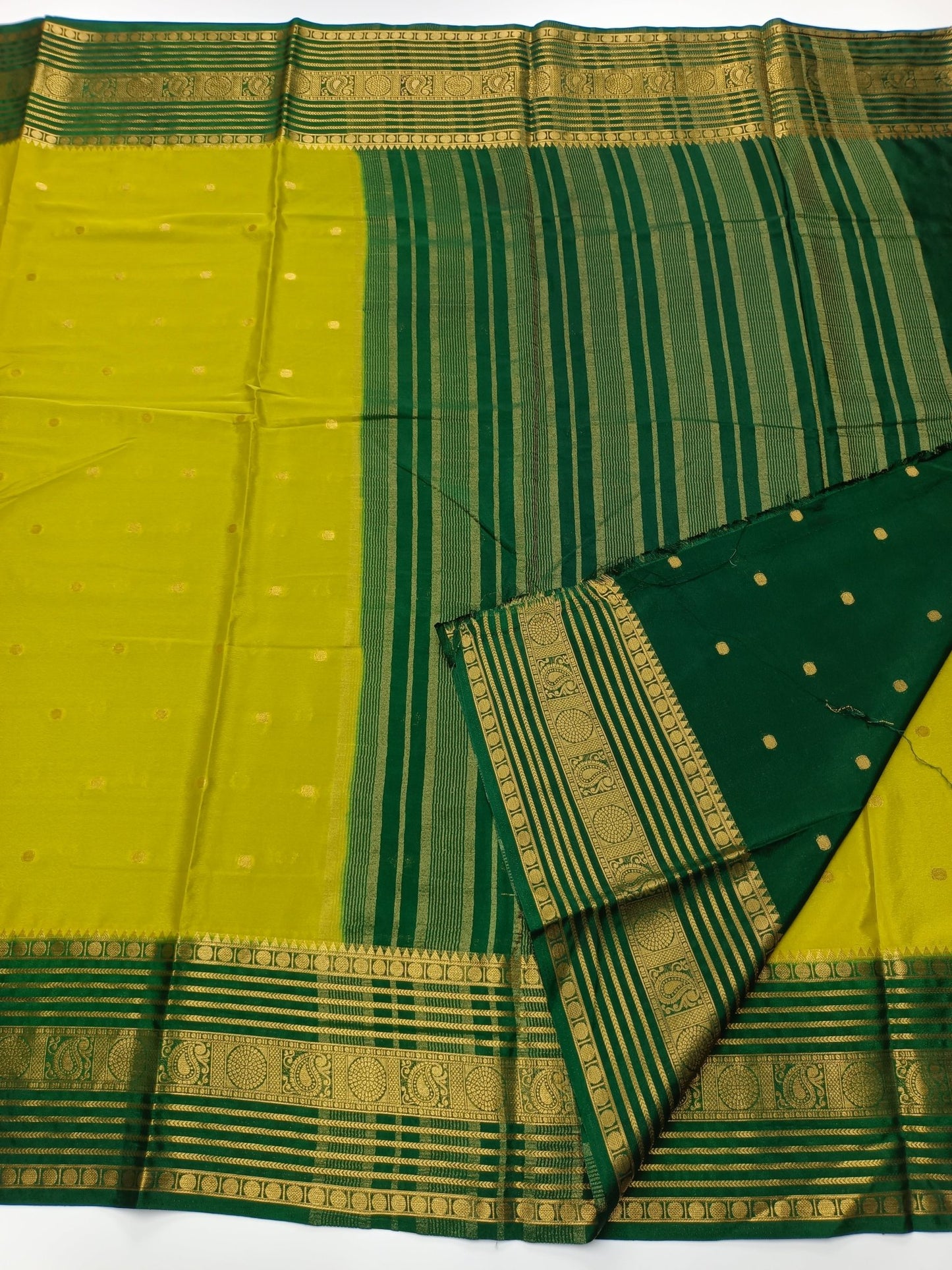 CREPE SILK SAREE - B S CHANNABASAPPA & SONS