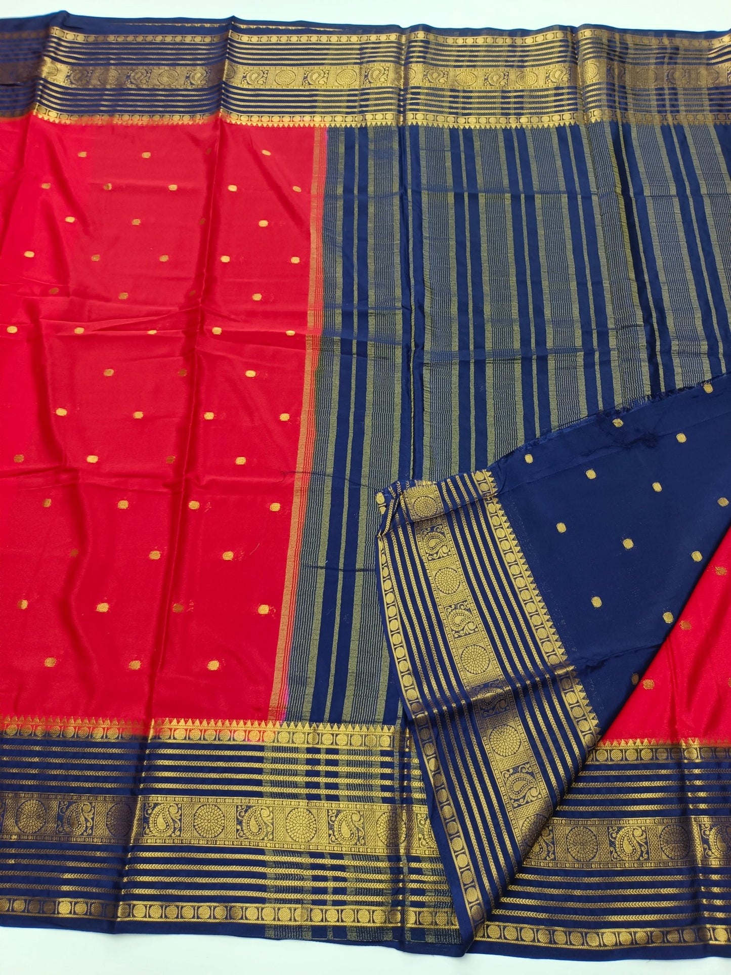 CREPE SILK SAREE - B S CHANNABASAPPA & SONS