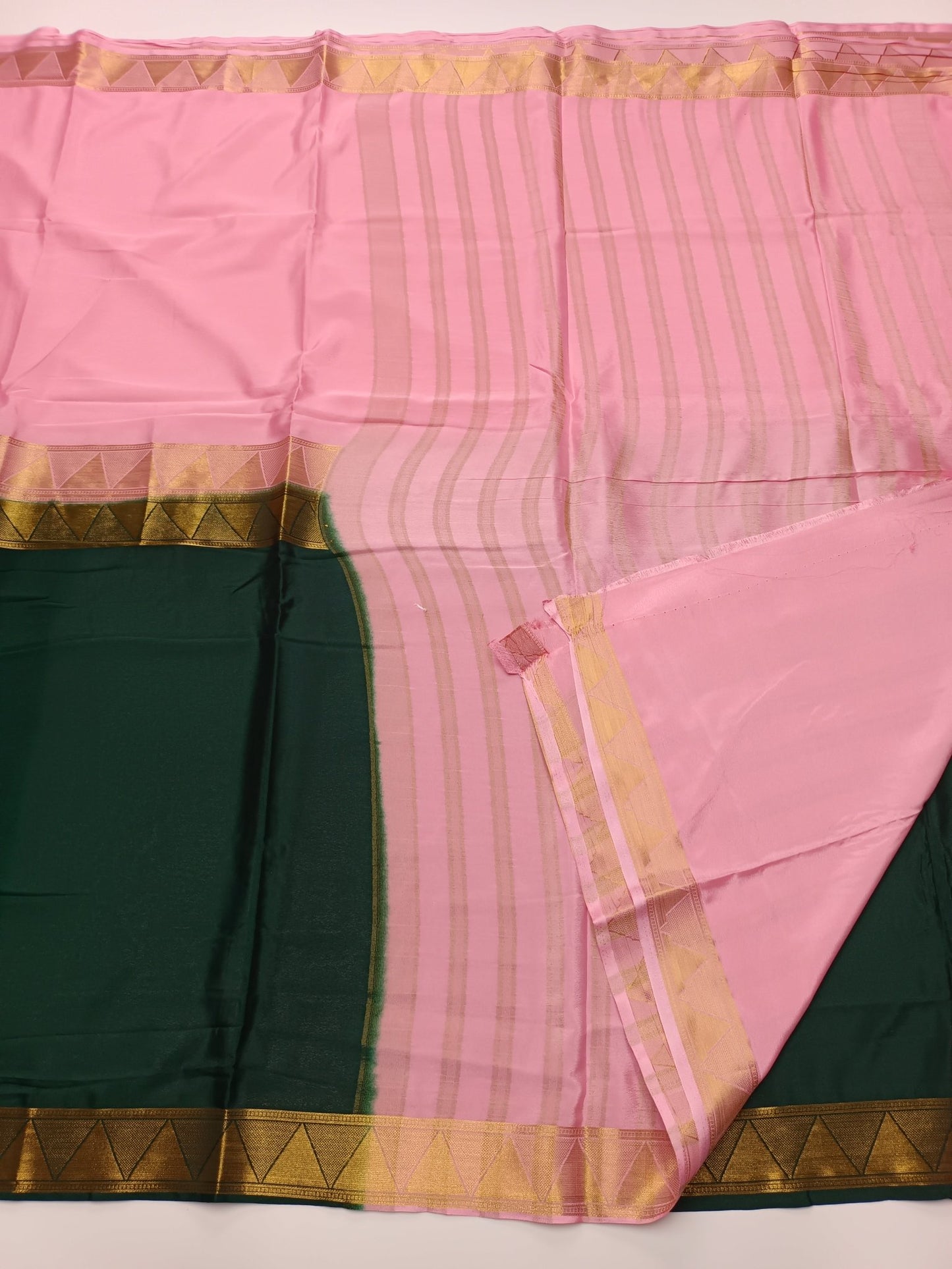 2D CREPE SILK SAREE - B S CHANNABASAPPA & SONS