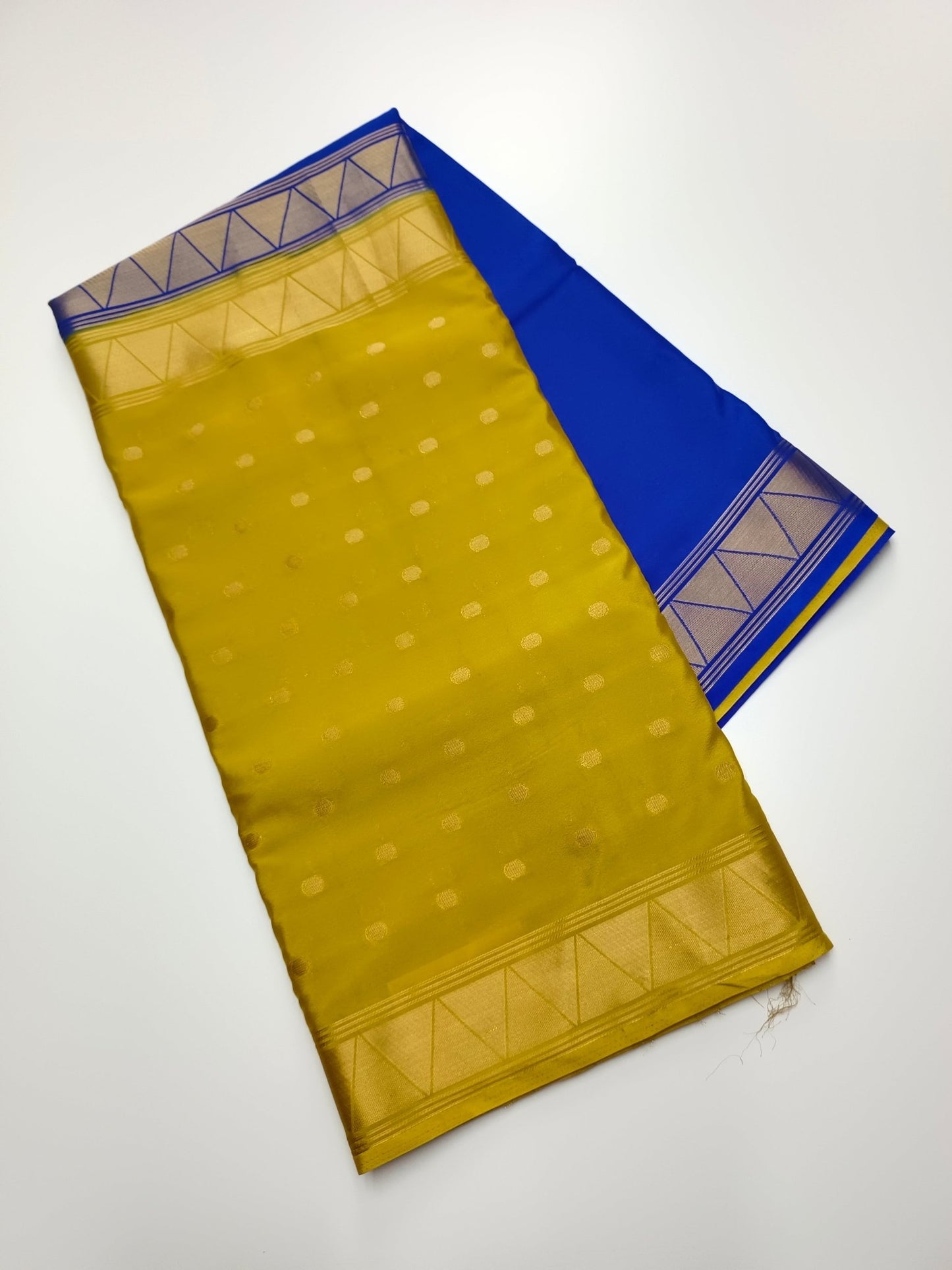 2D CREPE SILK SAREE - B S CHANNABASAPPA & SONS