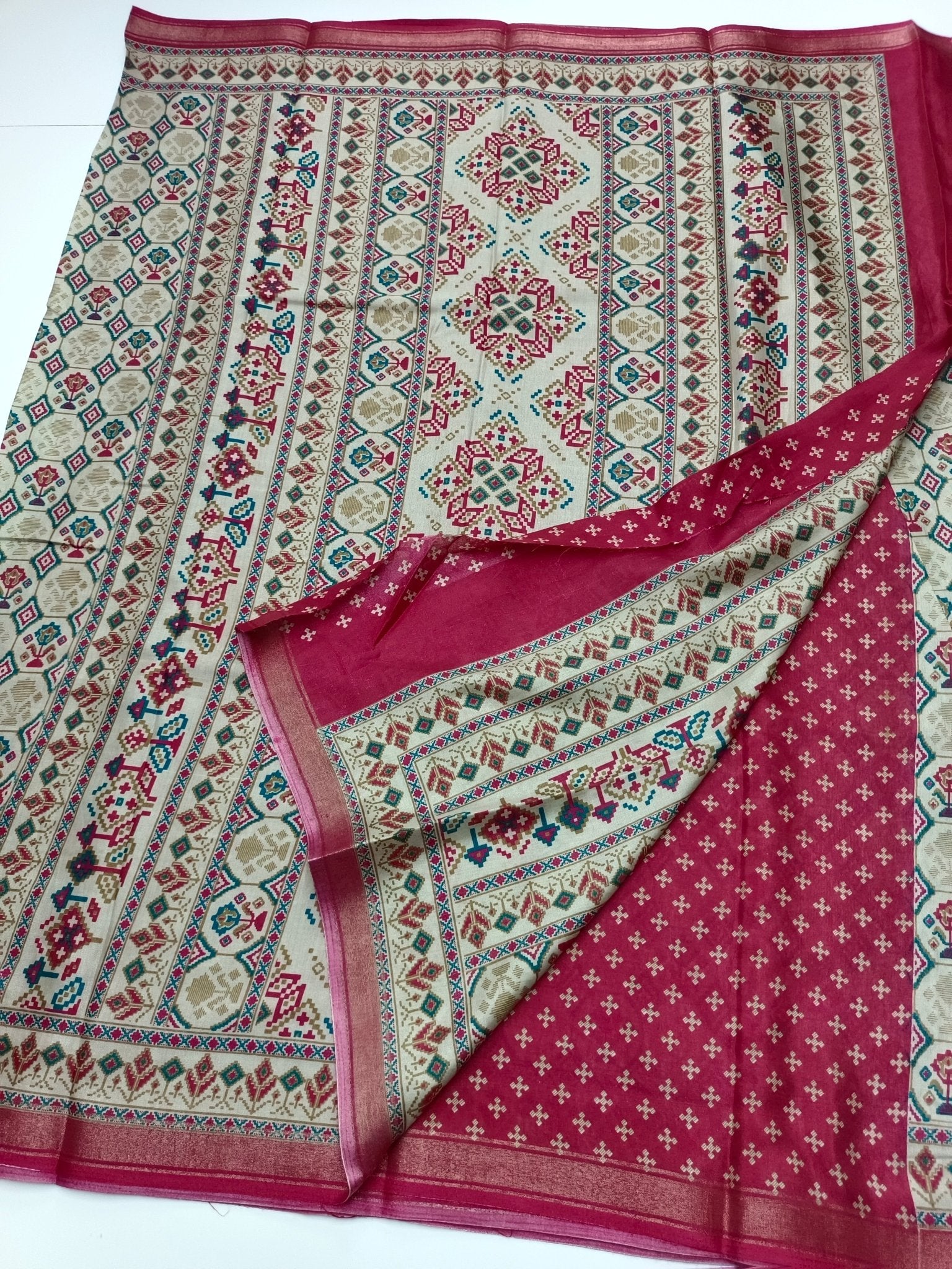 FANCY DOLA SILK SAREE - B S CHANNABASAPPA & SONS