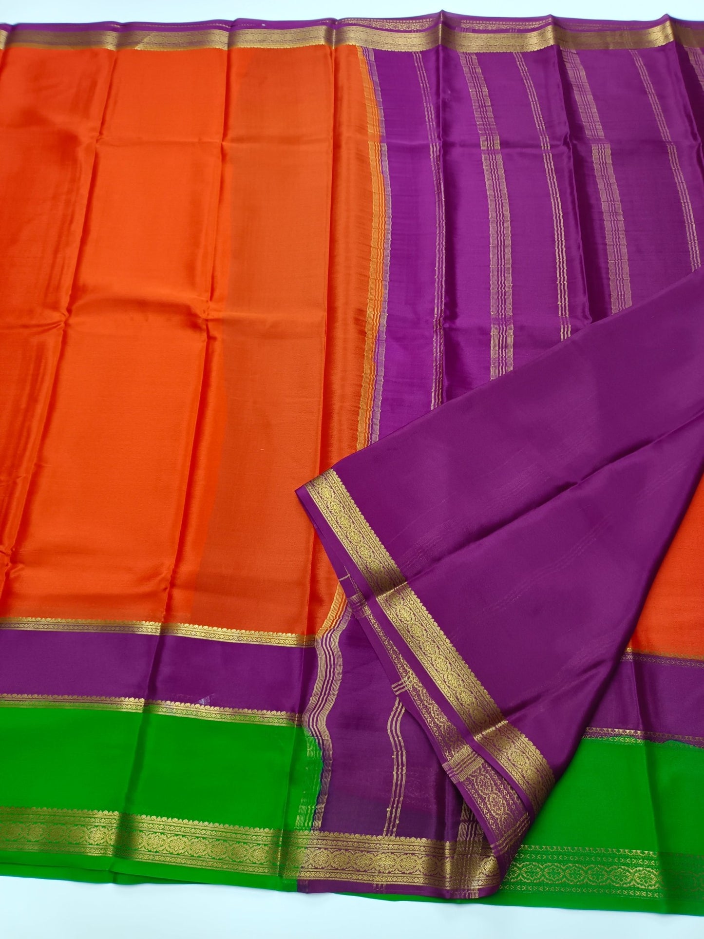 PURE CREPE SILK SAREE - B S CHANNABASAPPA & SONS