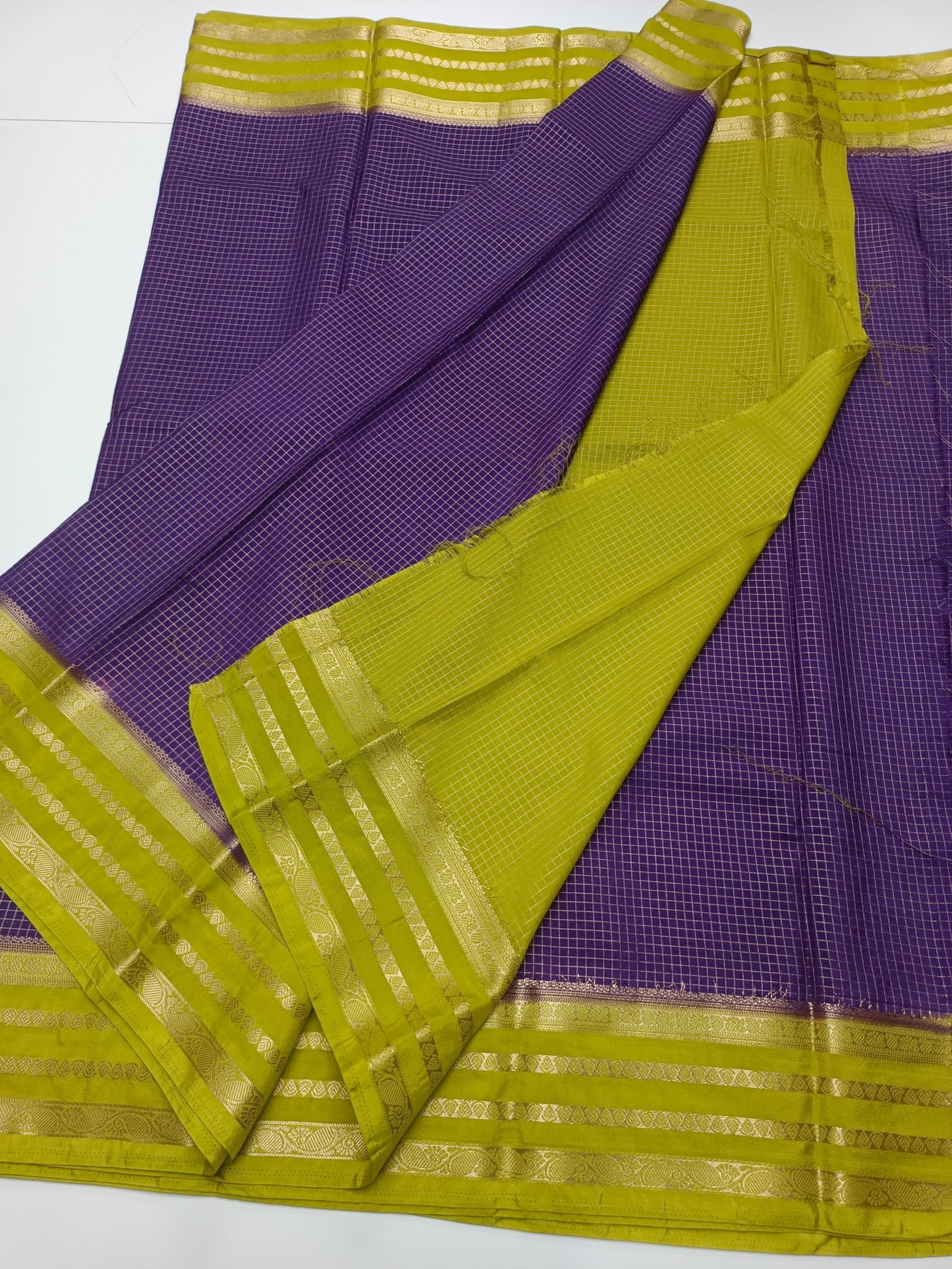 SEMI CREPE SILK SAREE - B S CHANNABASAPPA & SONS