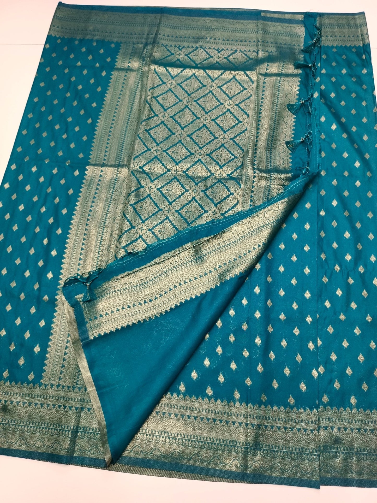 FANCY SOFT SILK SAREE - B S CHANNABASAPPA & SONS