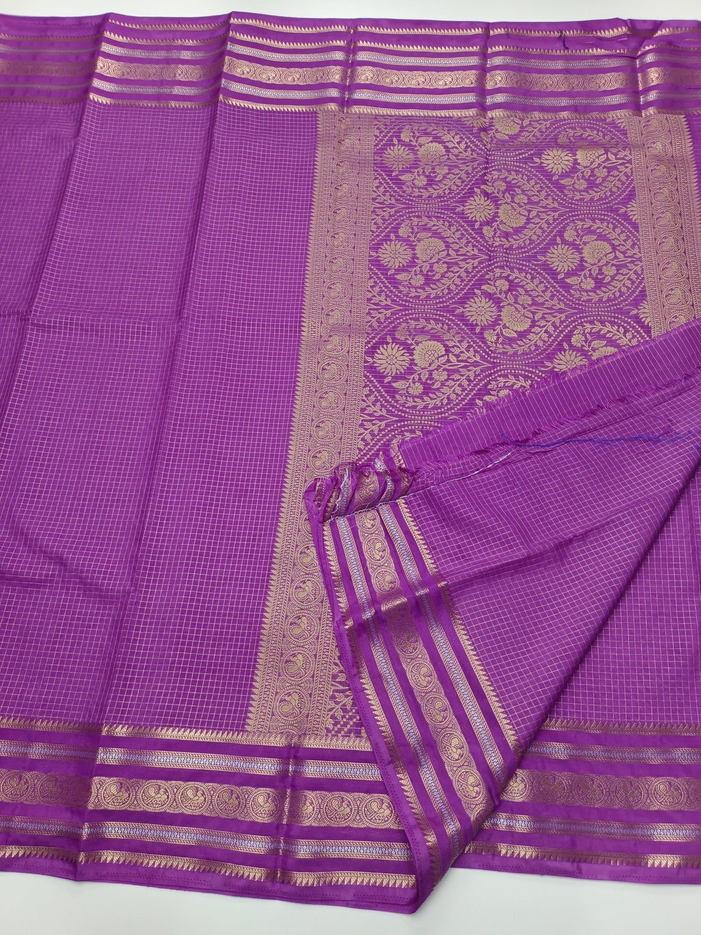 SEMI CREPE SILK SAREE - B S CHANNABASAPPA & SONS