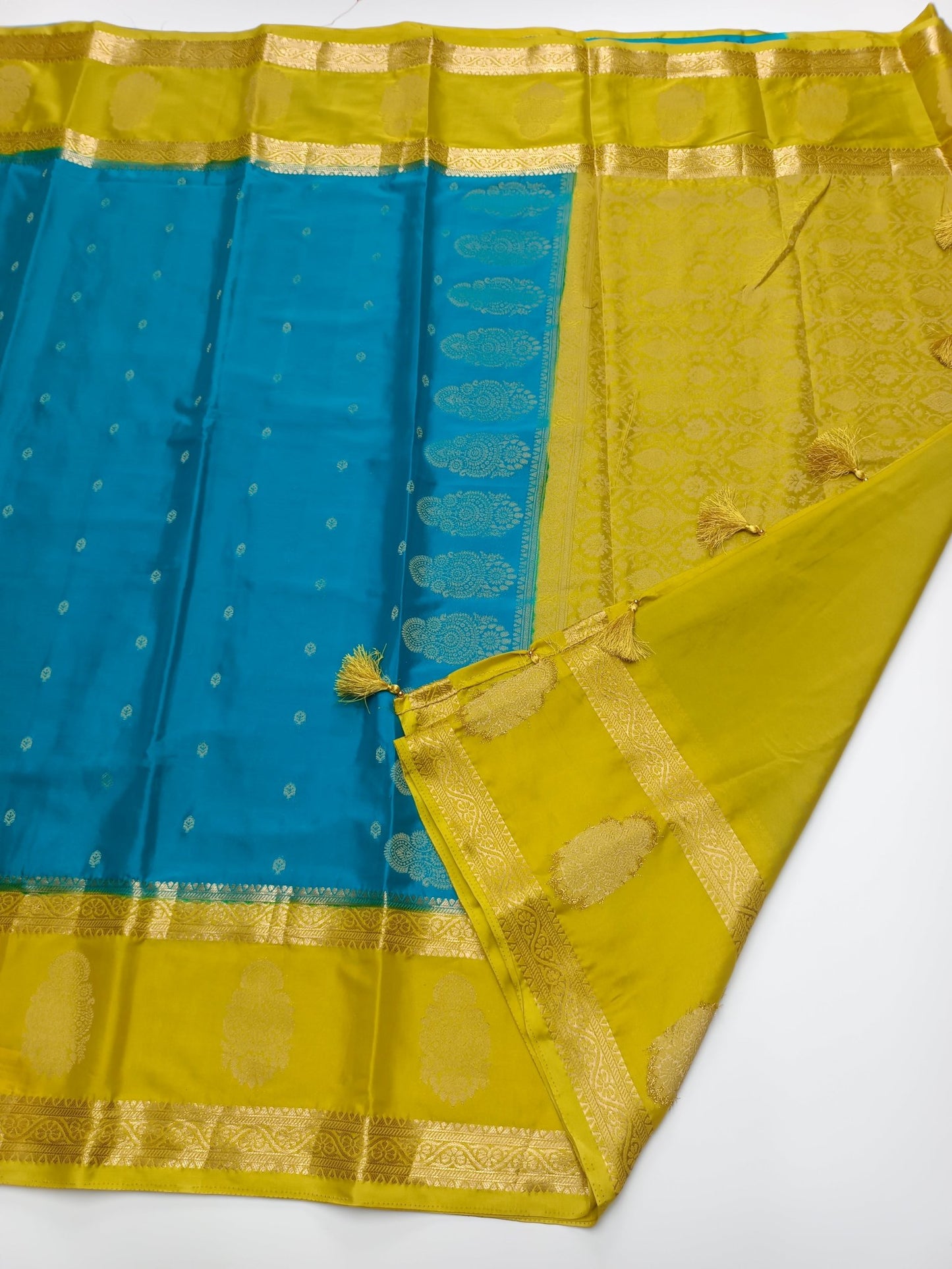 SEMI CREPE SILK SAREE - B S CHANNABASAPPA & SONS