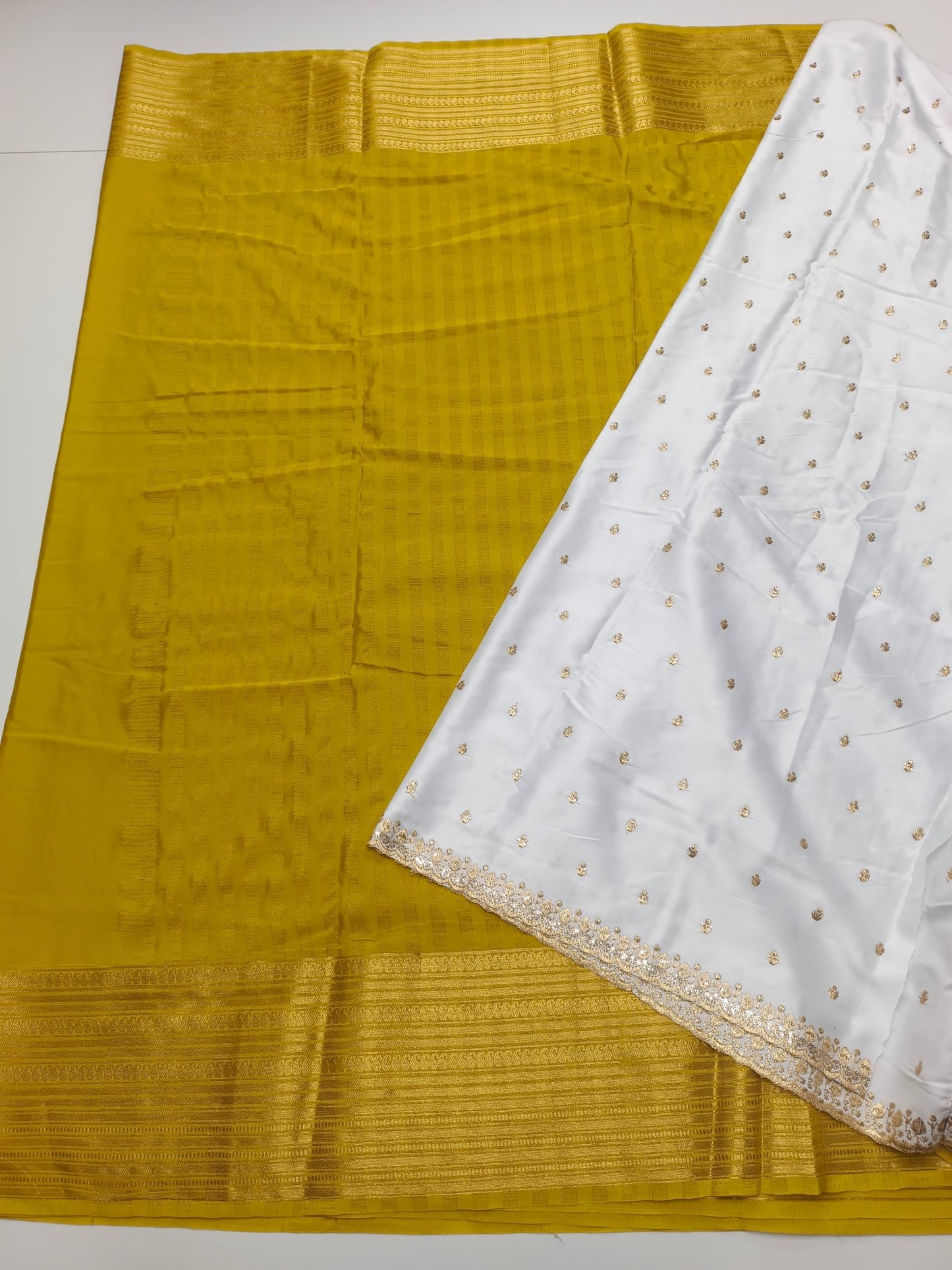 SEMI CREPE SILK SAREE - B S CHANNABASAPPA & SONS