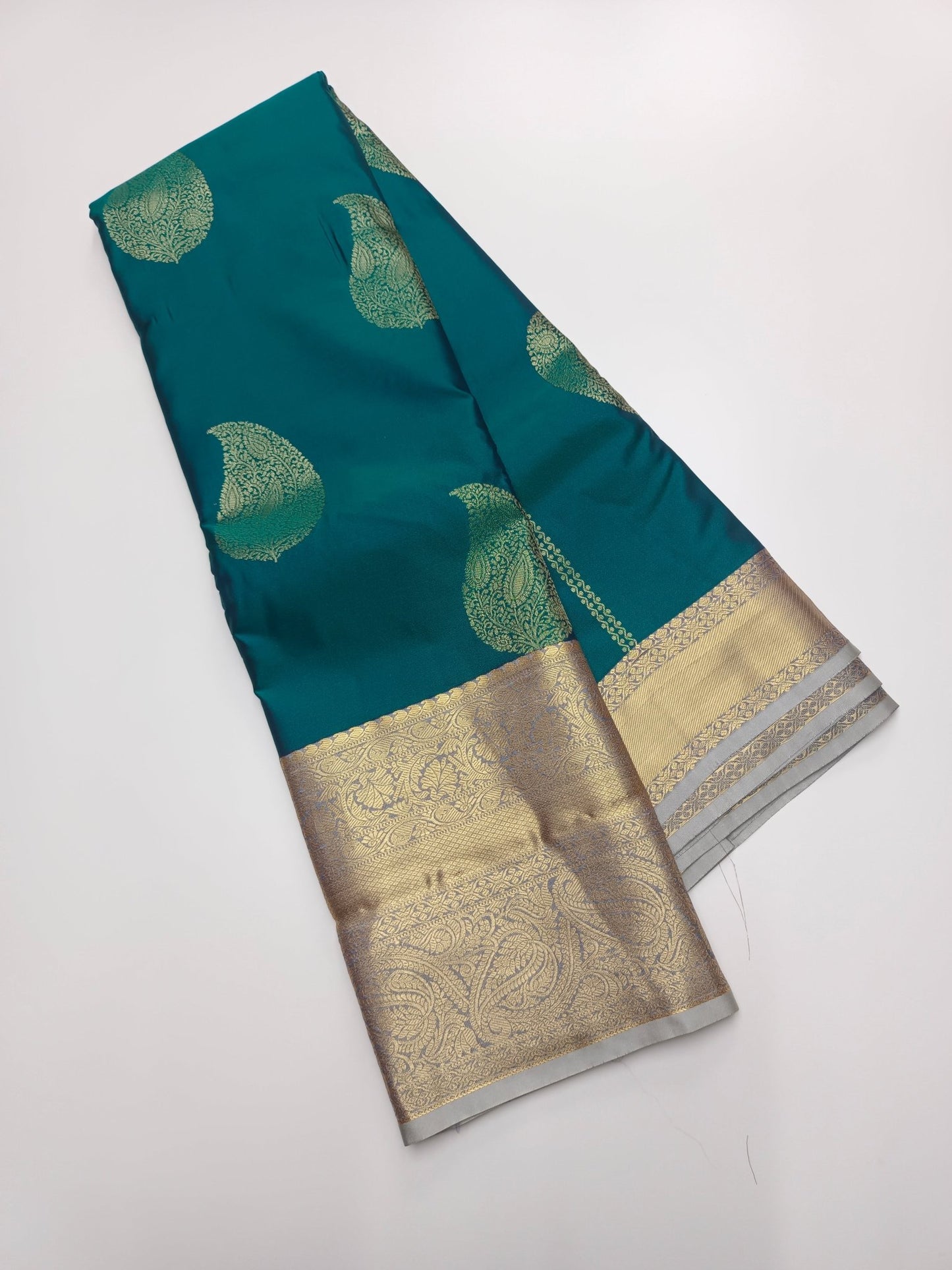 KANCHIPURAM SEMI SILK SAREE - B S CHANNABASAPPA & SONS