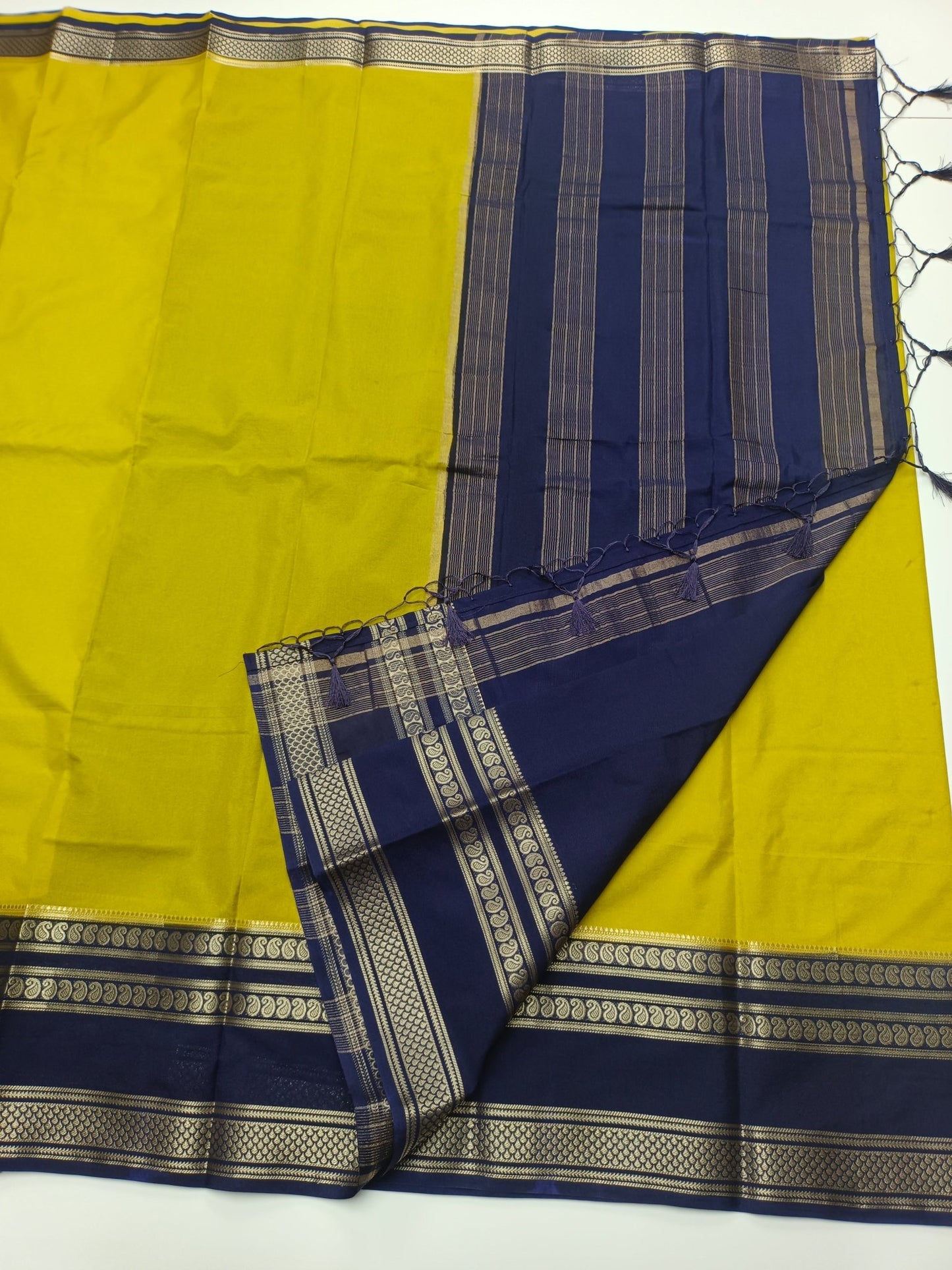 FANCY CHIFFON SAREE - B S CHANNABASAPPA & SONS