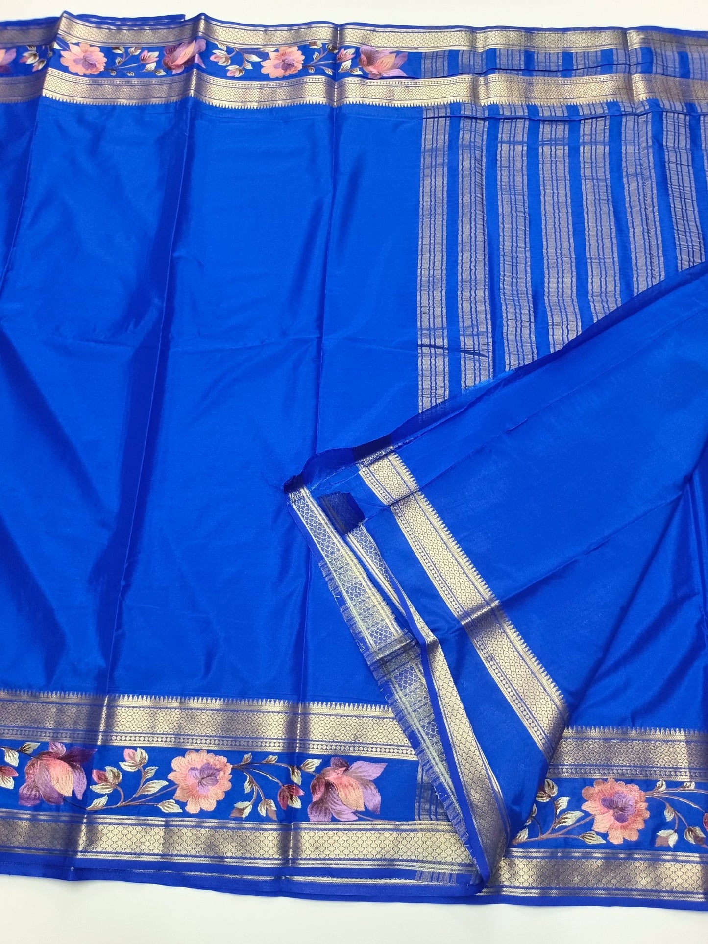 SEMI CREPE SILK SAREE - B S CHANNABASAPPA & SONS