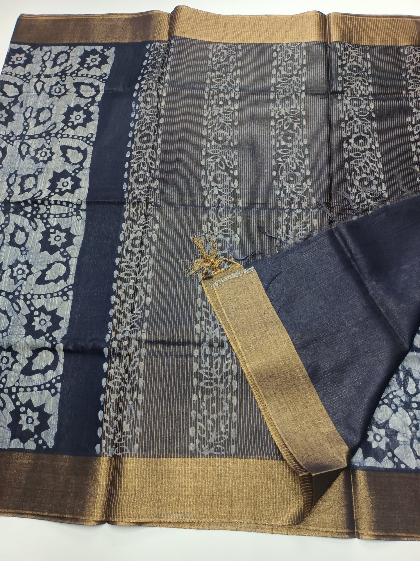 BHAGALPURI COTTON SAREE - B S CHANNABASAPPA & SONS