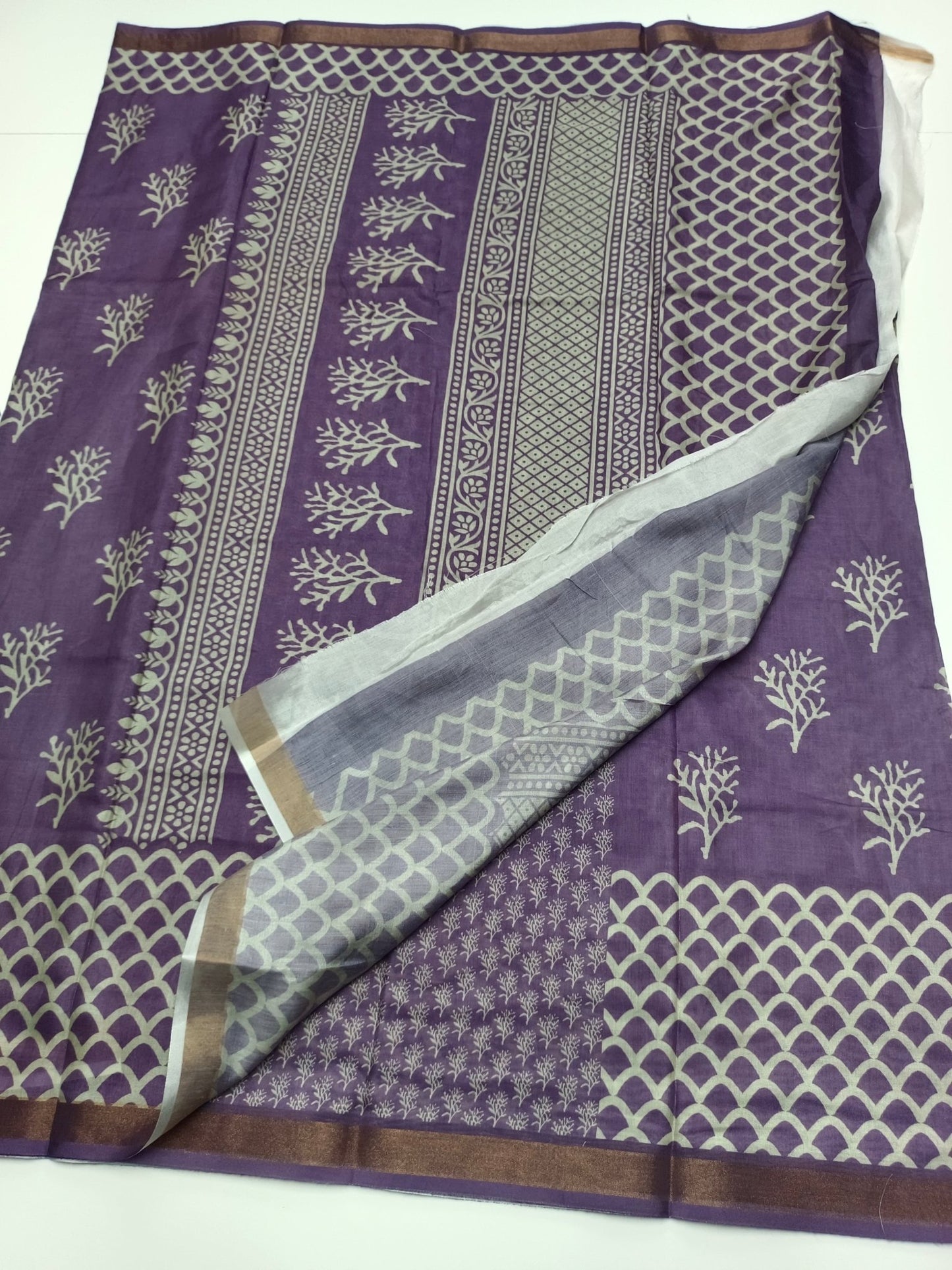 FANCY DOLA SILK SAREE - B S CHANNABASAPPA & SONS